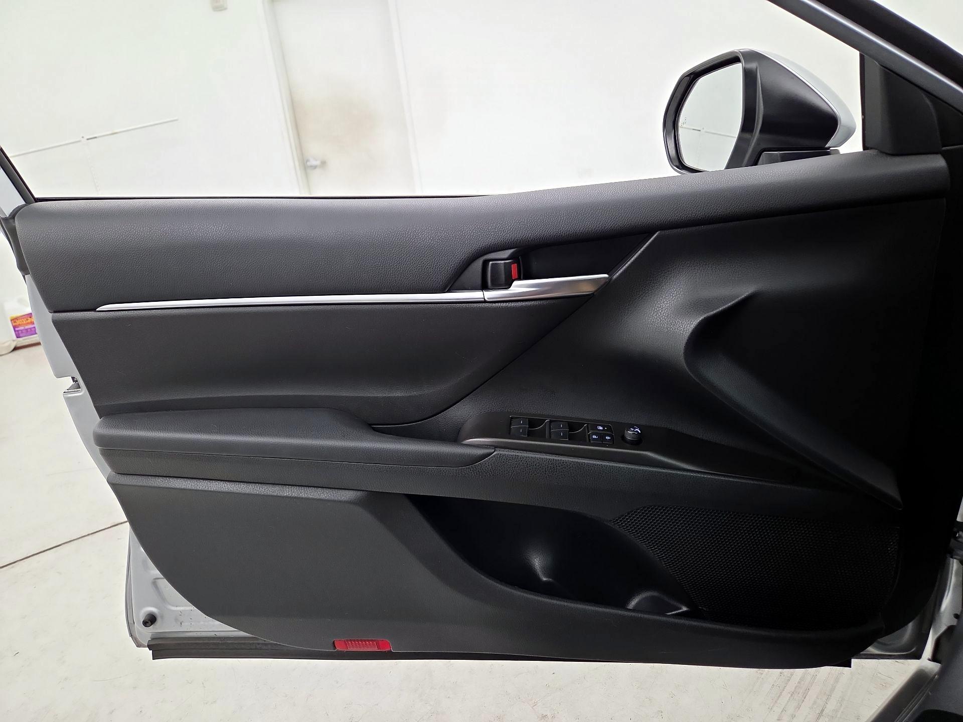 Thumbnail: 2024 Toyota Camry - 12