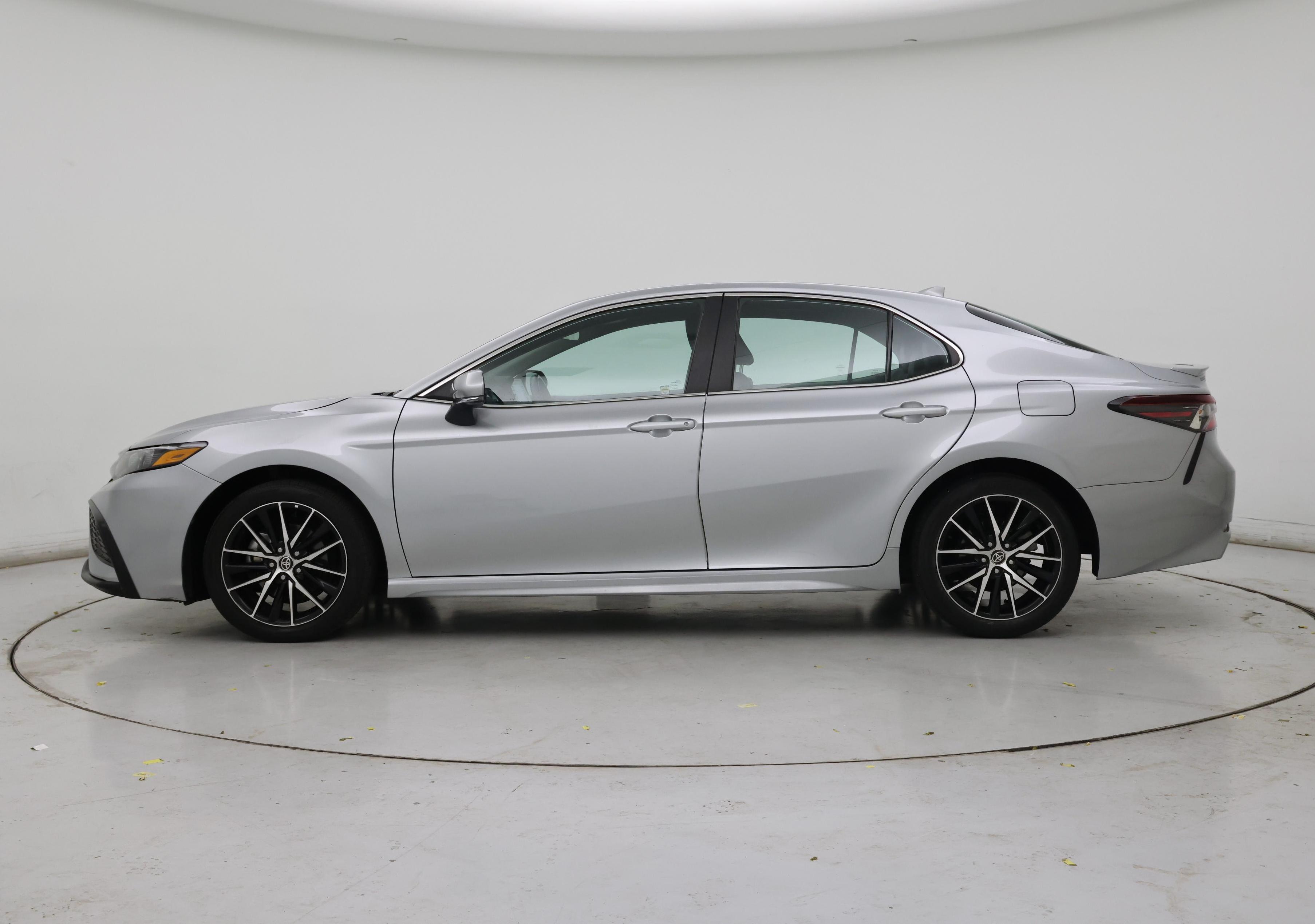 Thumbnail: 2024 Toyota Camry - 3