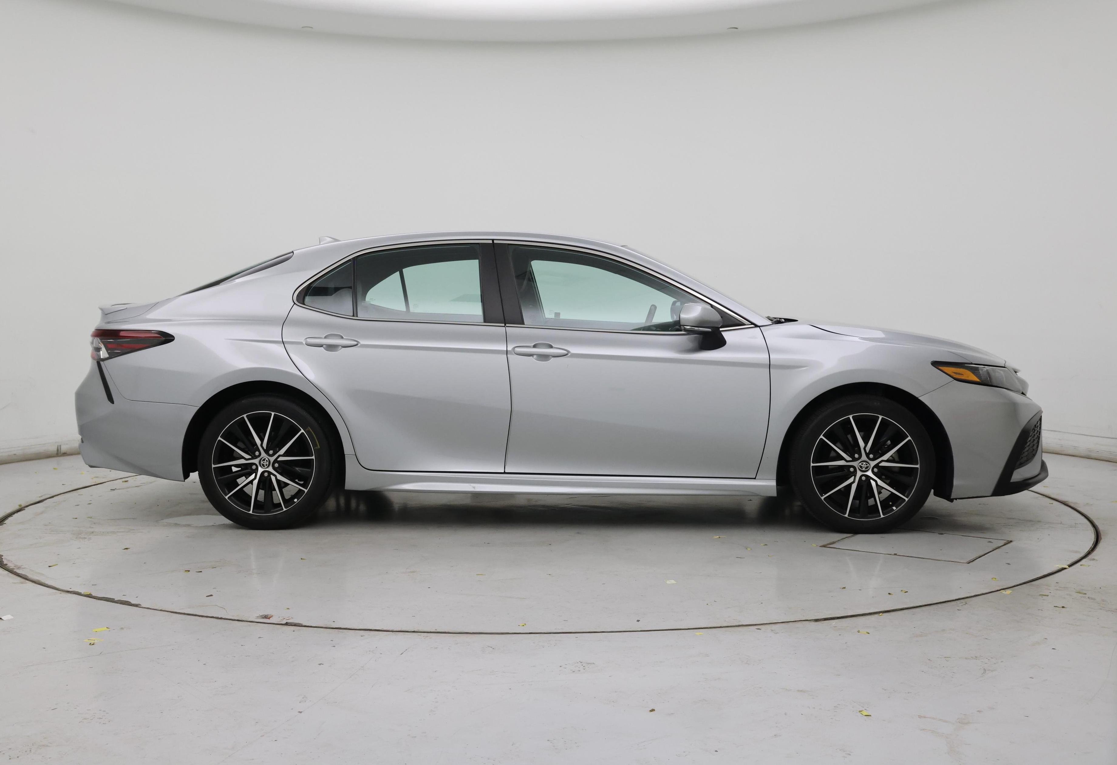 Thumbnail: 2024 Toyota Camry - 7