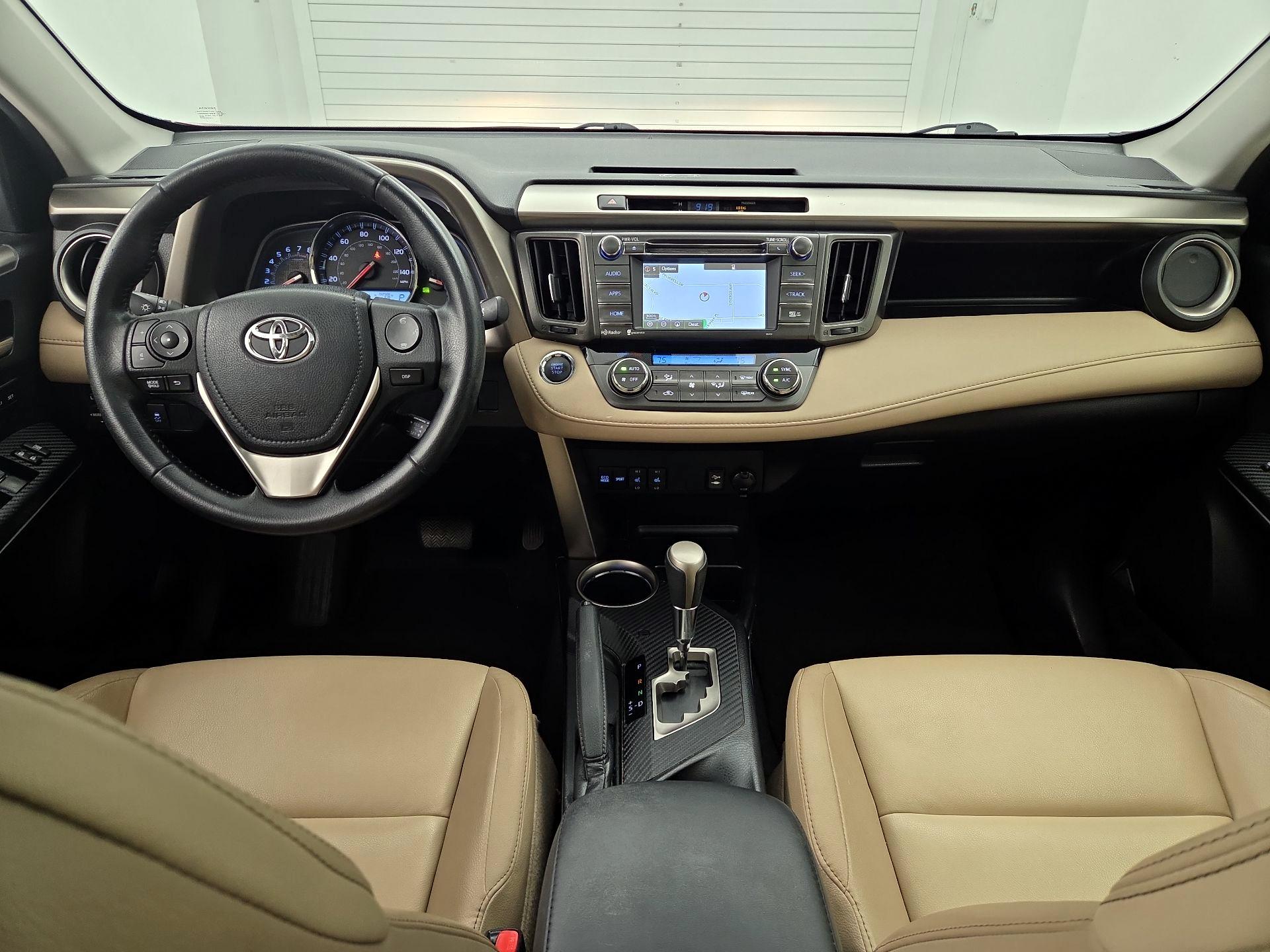 Thumbnail: 2014 Toyota RAV4 - 9