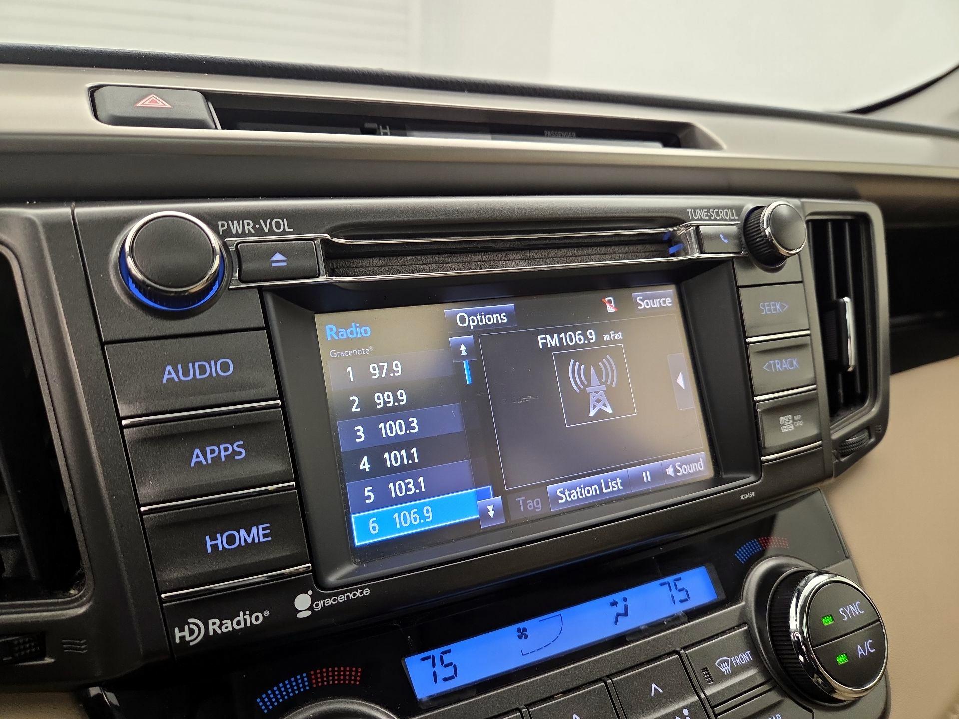 Thumbnail: 2014 Toyota RAV4 - 16