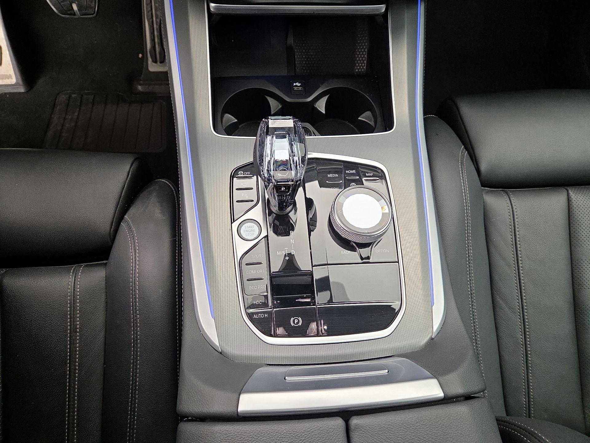Thumbnail: 2022 BMW X5 - 18