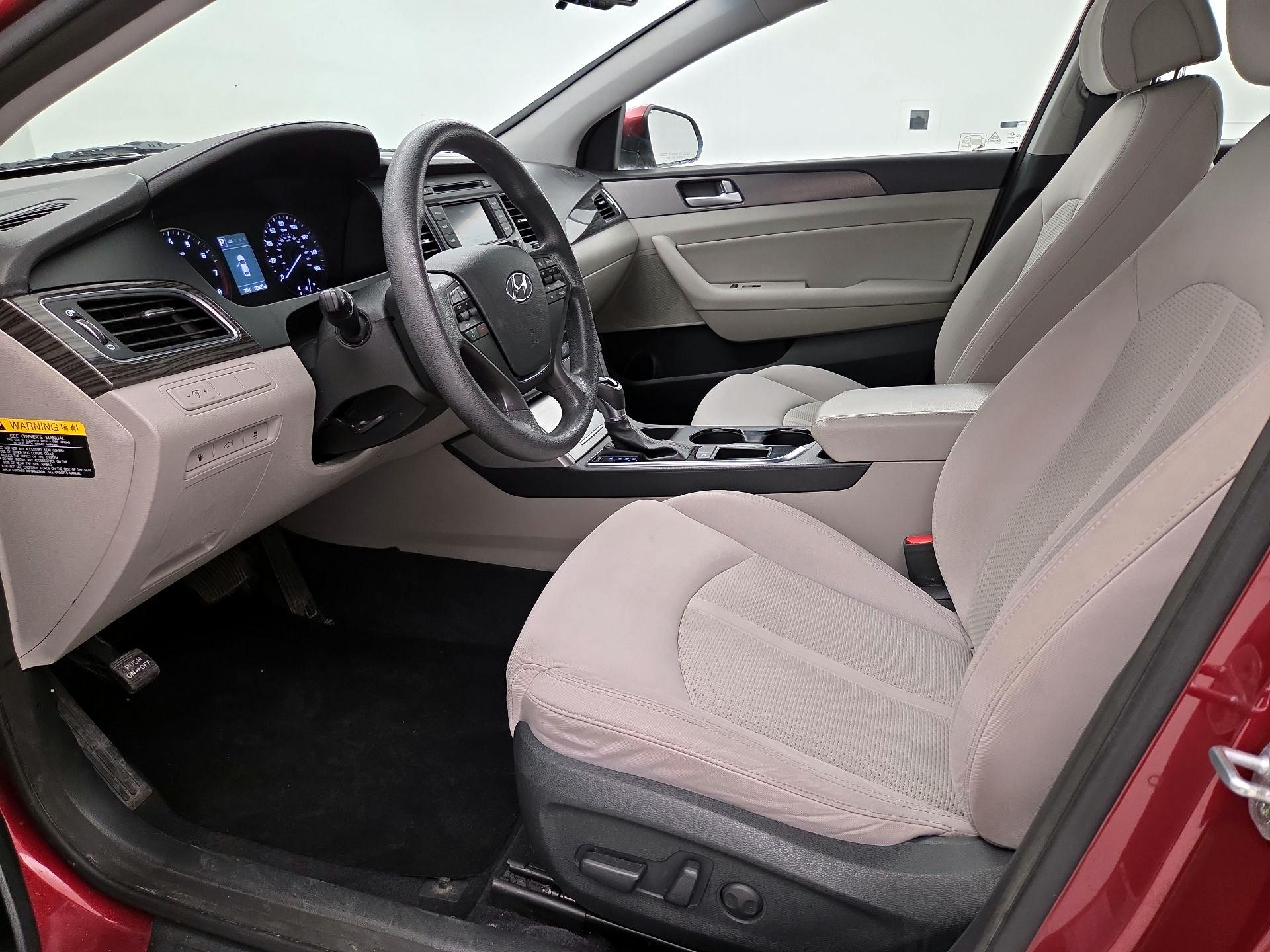 Thumbnail: 2015 Hyundai Sonata - 11