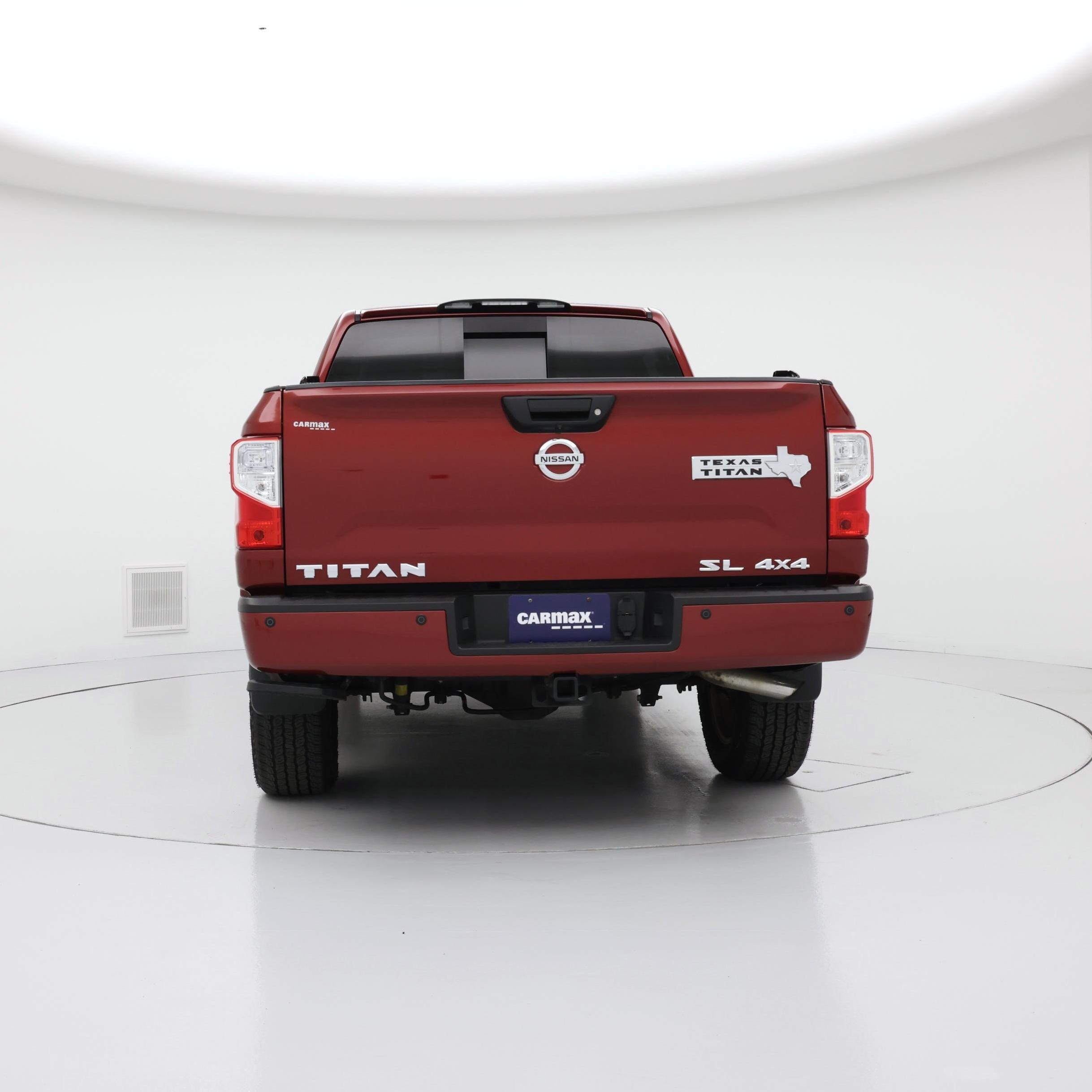 Thumbnail: 2017 Nissan Titan - 6