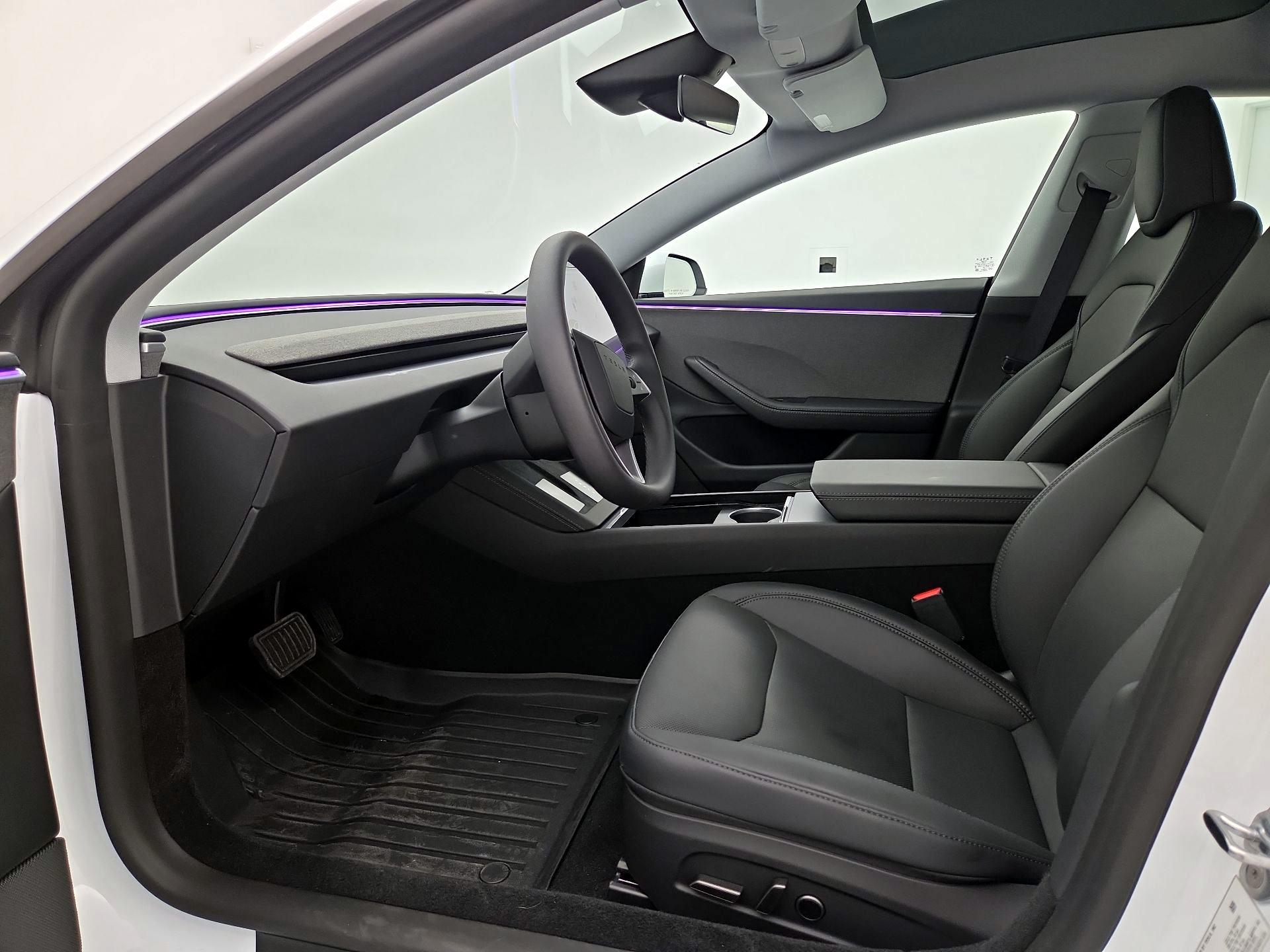 Thumbnail: 2025 Tesla Model 3 - 11