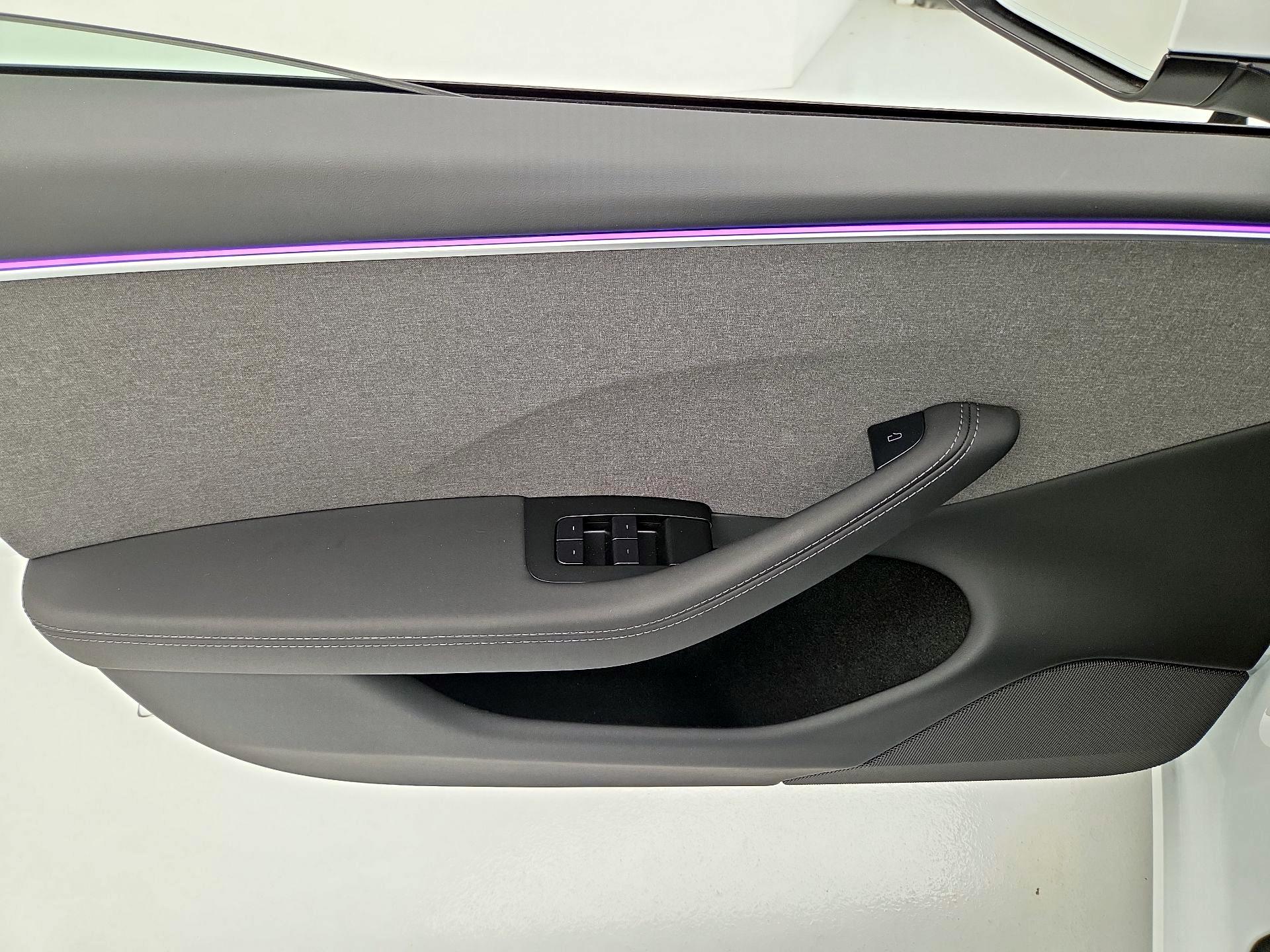 Thumbnail: 2025 Tesla Model 3 - 12
