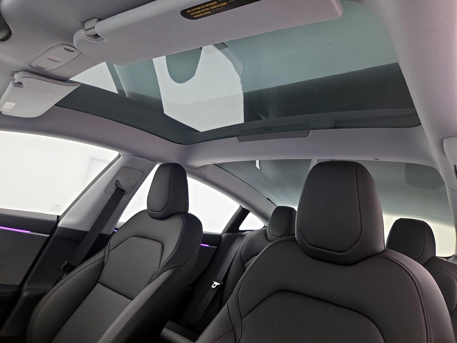 Thumbnail: 2025 Tesla Model 3 - 19