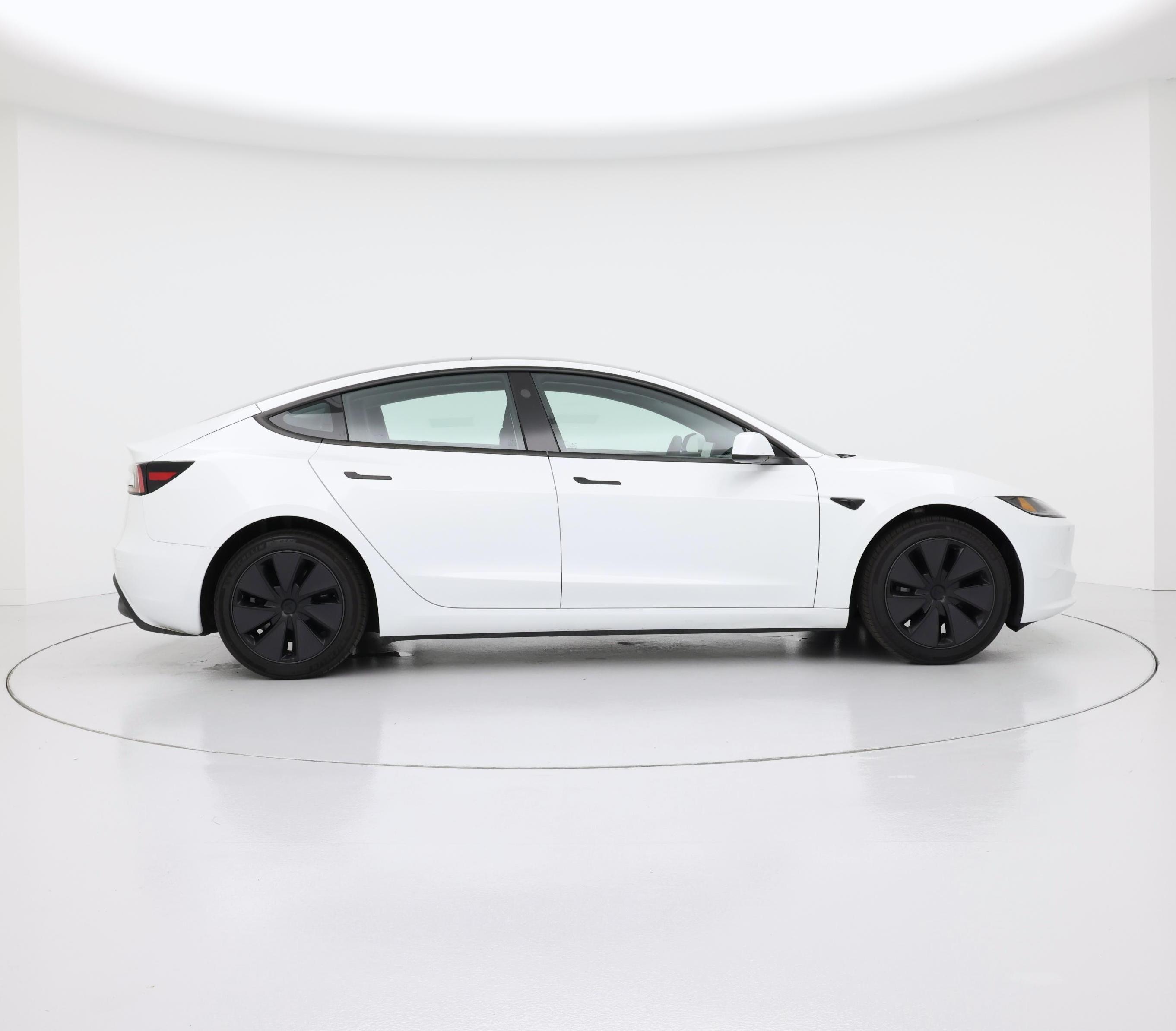 Thumbnail: 2025 Tesla Model 3 - 7