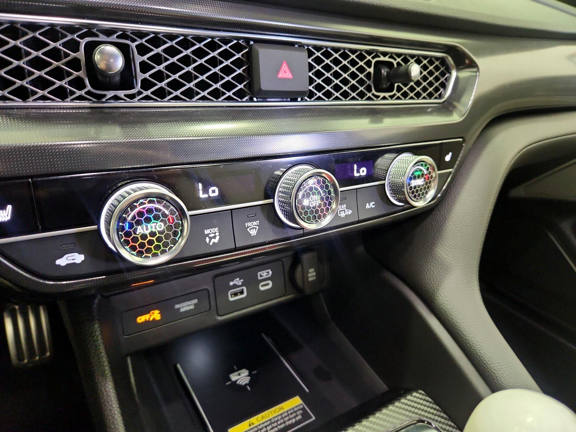 Thumbnail: 2024 Acura Integra - 16