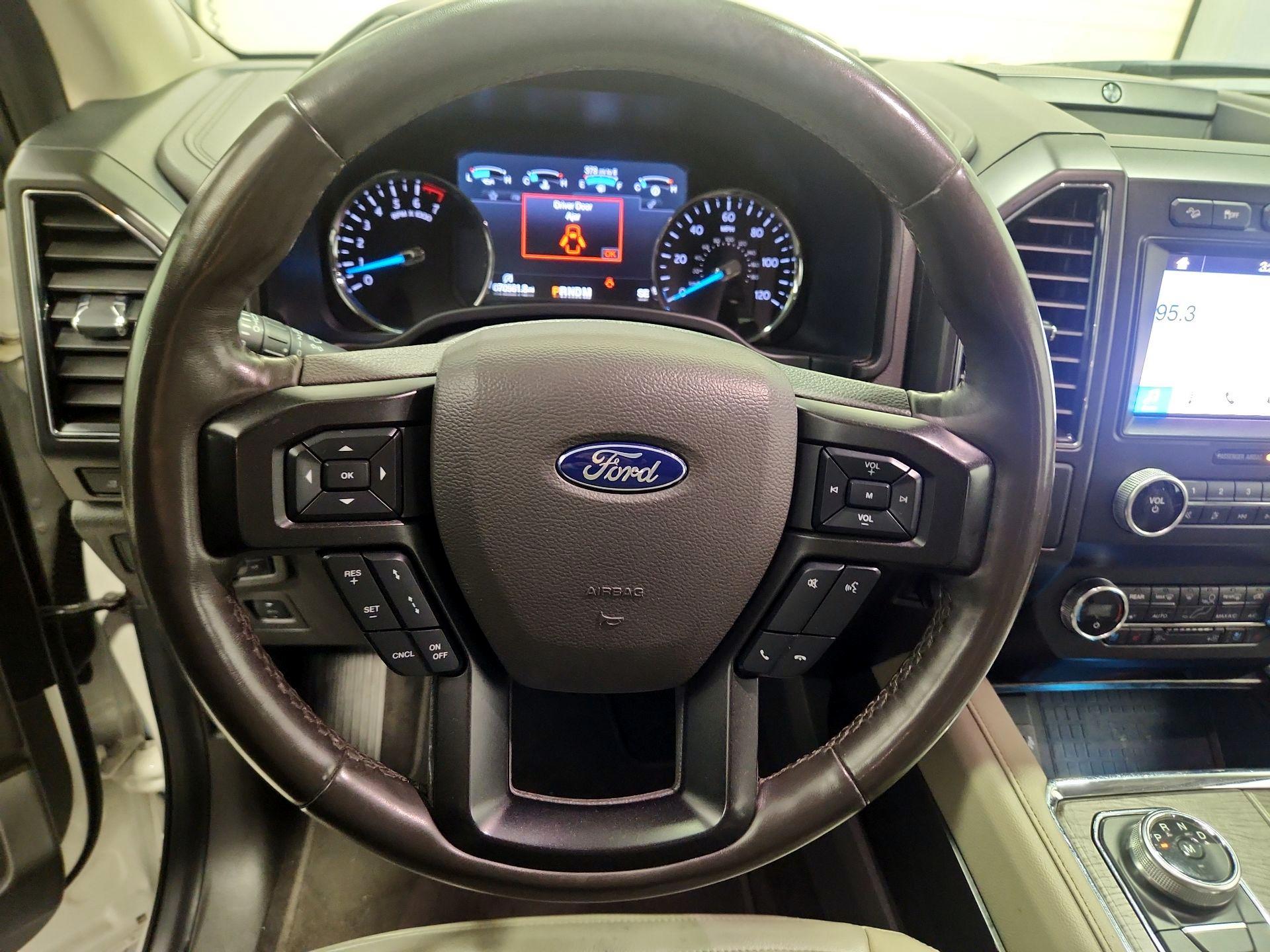 Thumbnail: 2019 Ford Expedition - 10