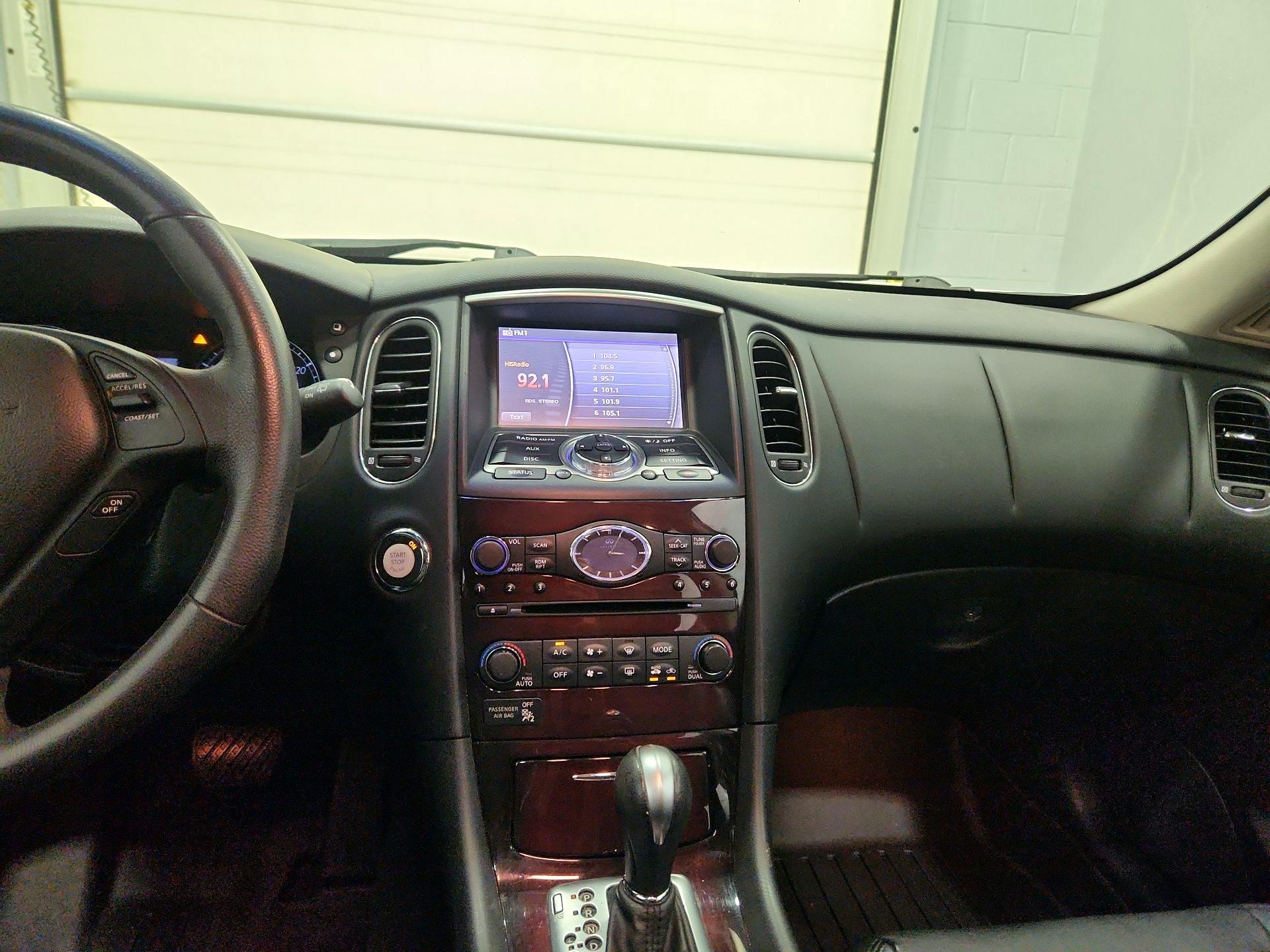 Thumbnail: 2017 INFINITI QX50 - 9