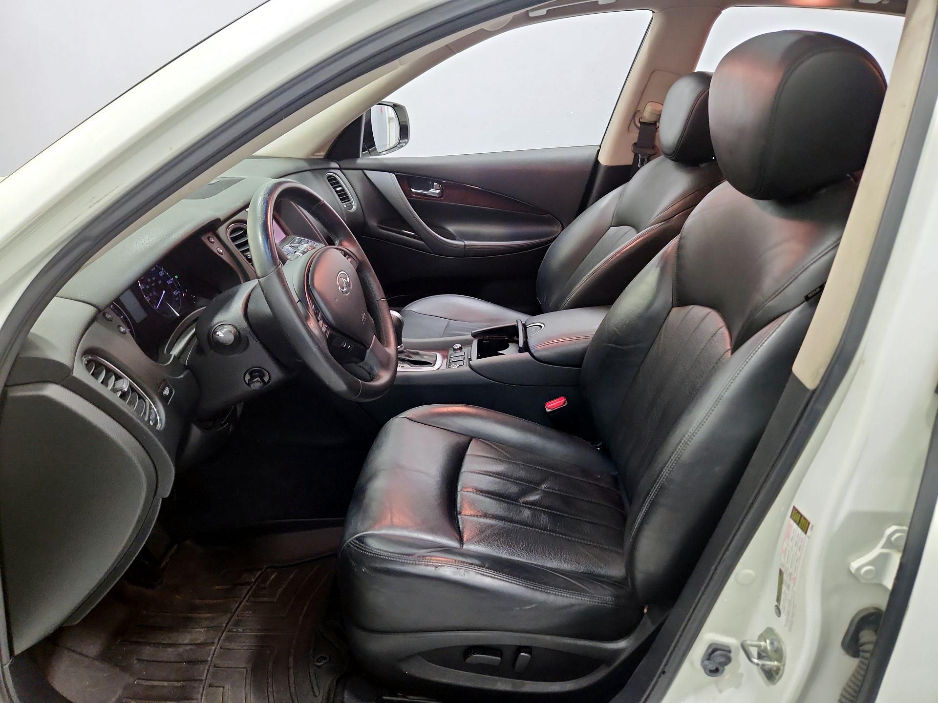 Thumbnail: 2017 INFINITI QX50 - 11