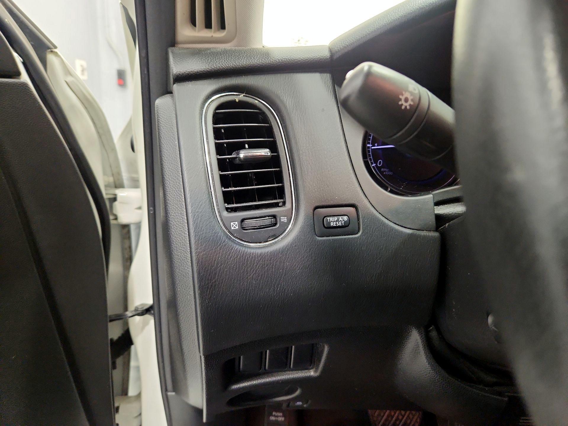 Thumbnail: 2017 INFINITI QX50 - 13