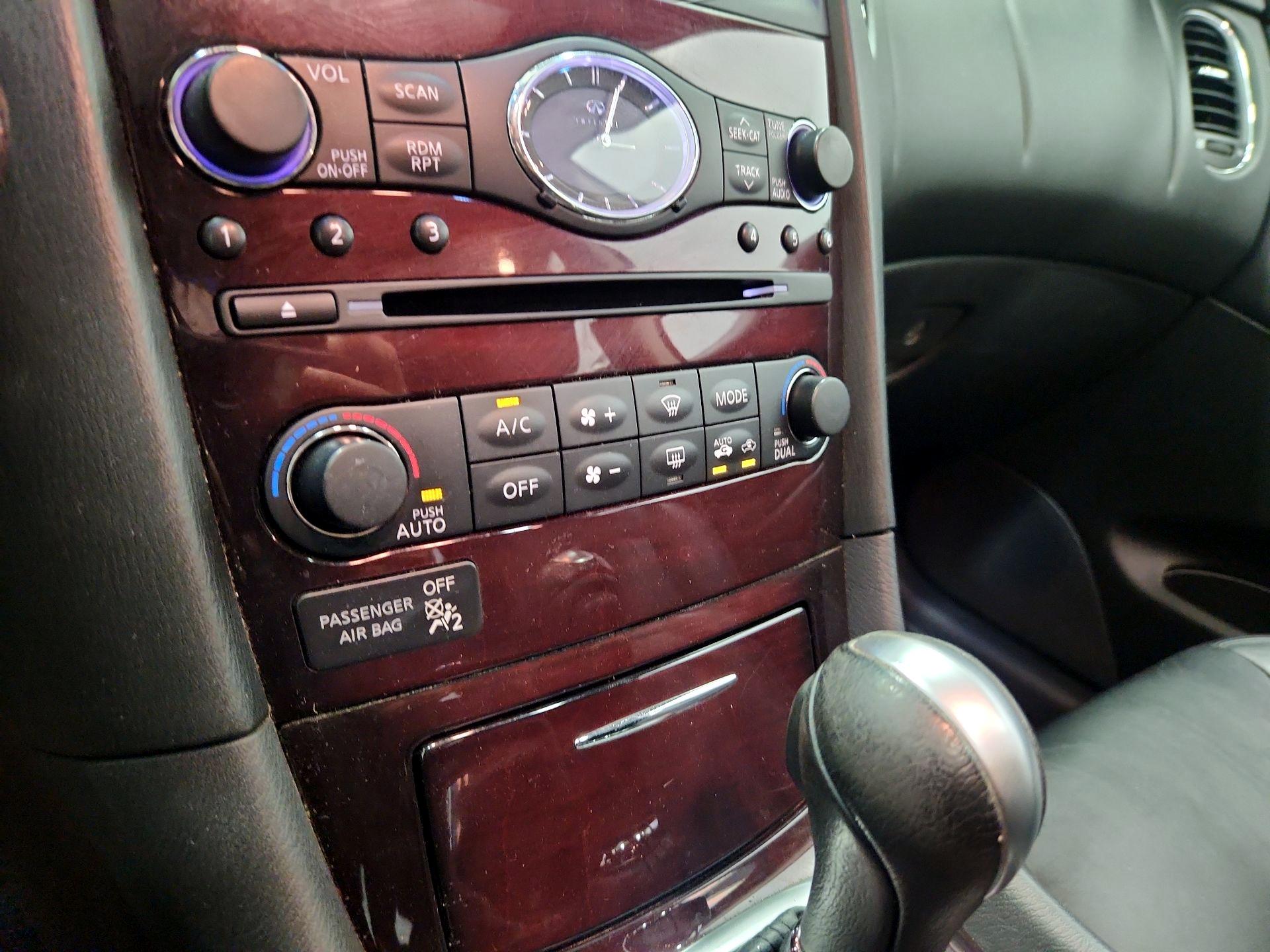 Thumbnail: 2017 INFINITI QX50 - 16