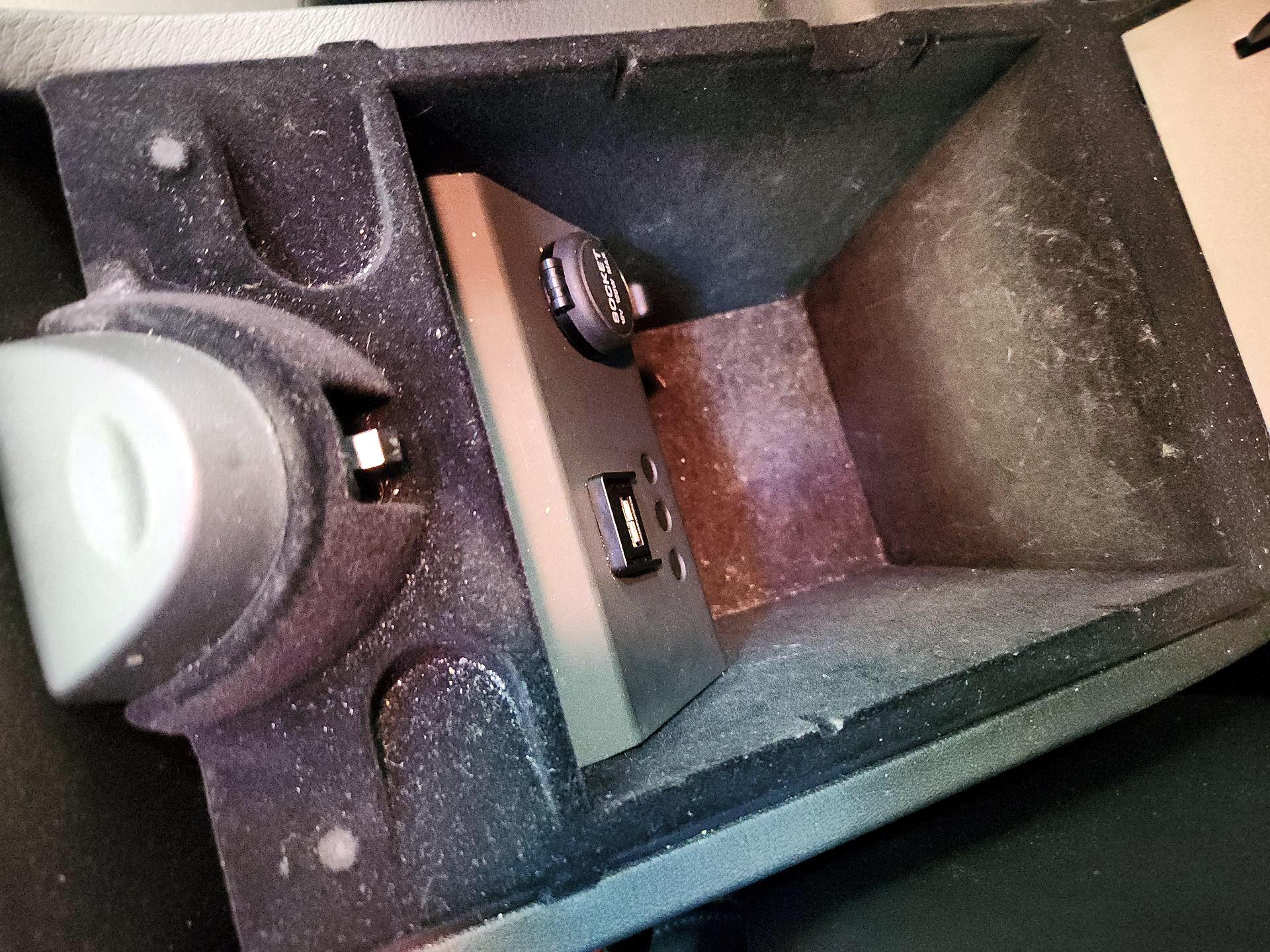 Thumbnail: 2017 INFINITI QX50 - 18