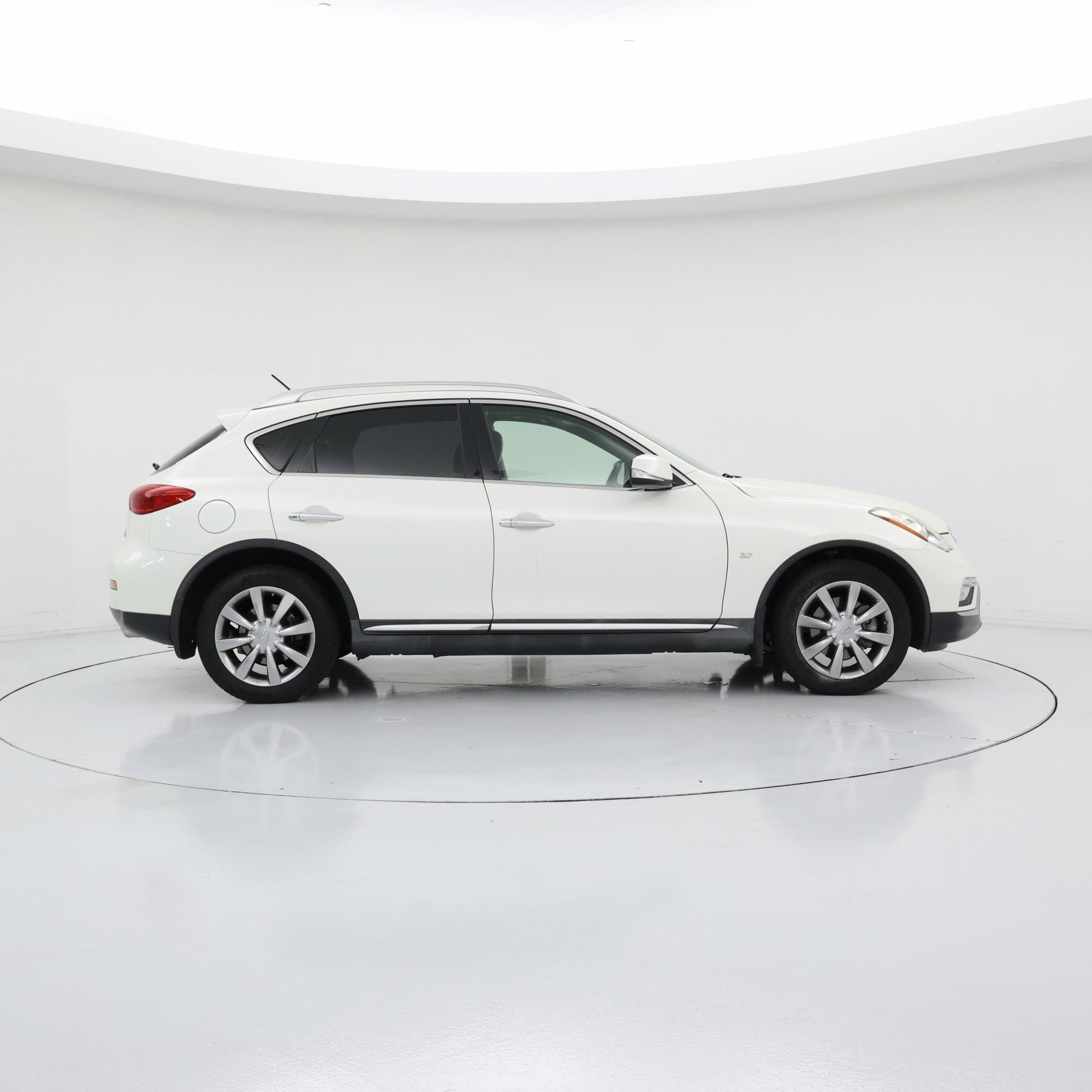 Thumbnail: 2017 INFINITI QX50 - 7