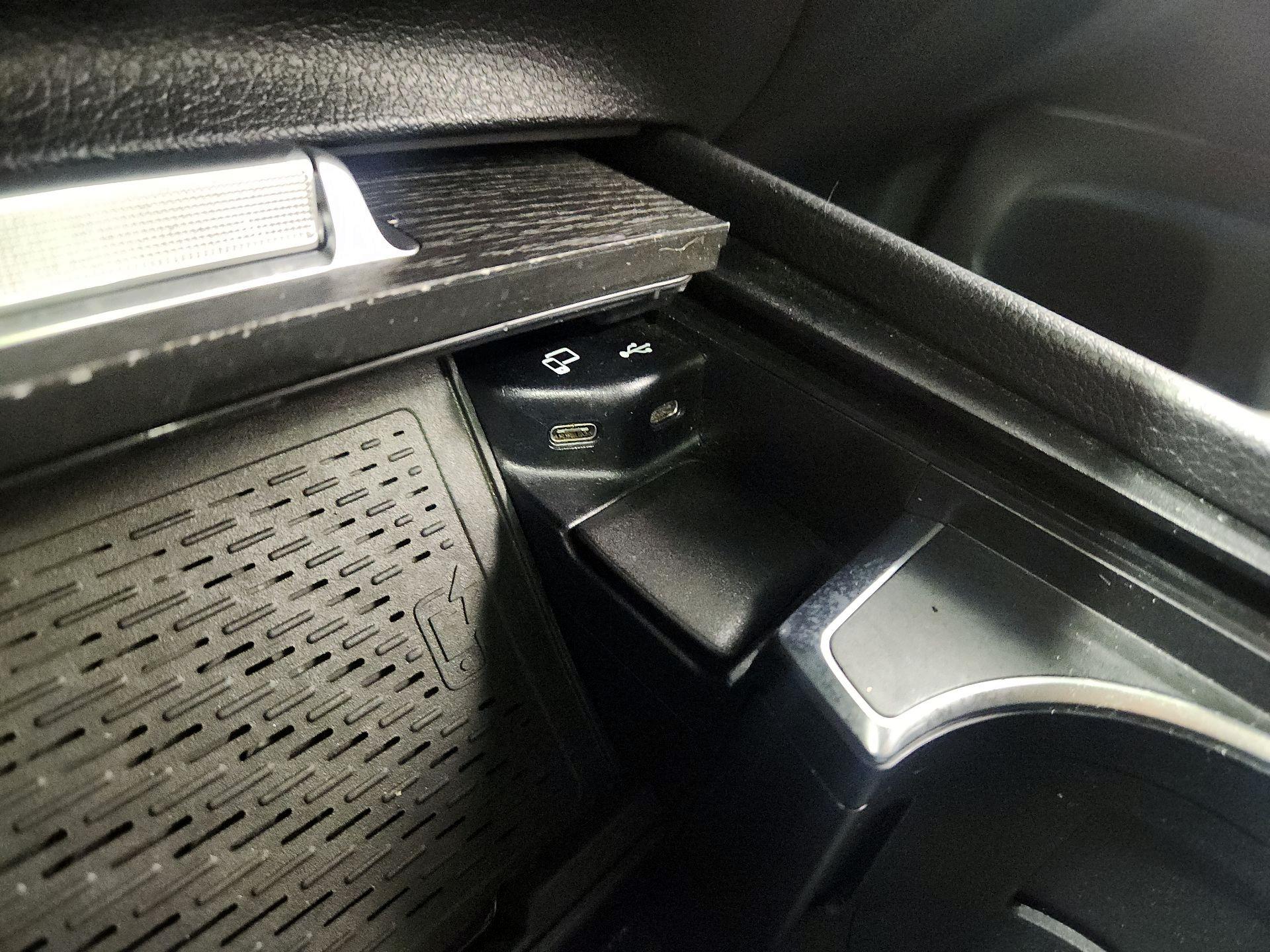 Thumbnail: 2021 Mercedes-Benz GLE - 19