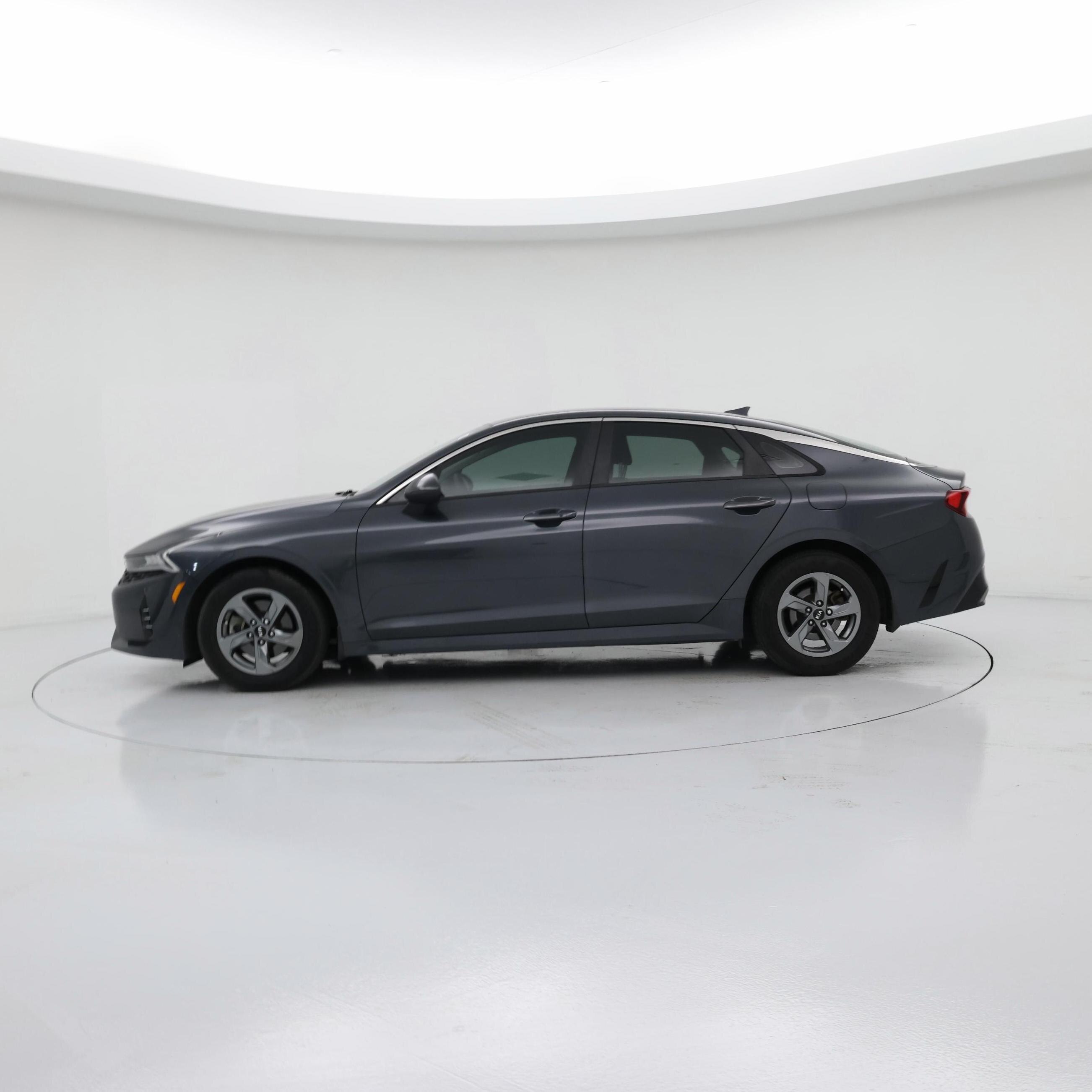 Thumbnail: 2021 Kia K5 - 3