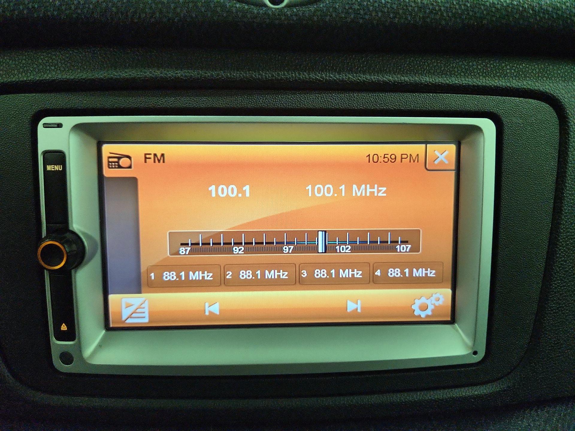 Thumbnail: 2015 smart fortwo - 14