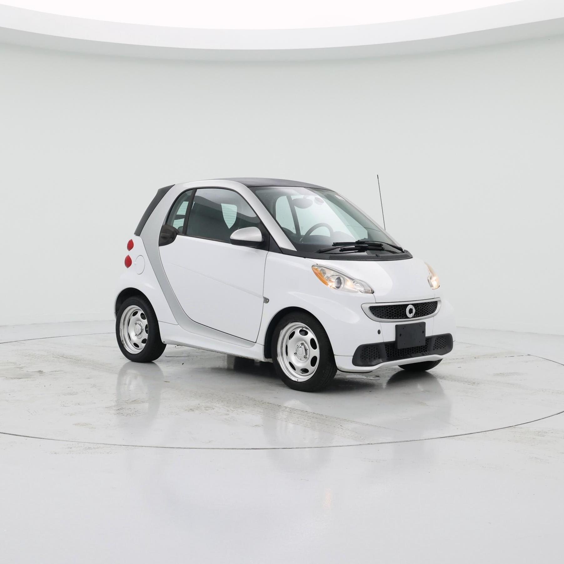 Thumbnail: 2015 smart fortwo - 7