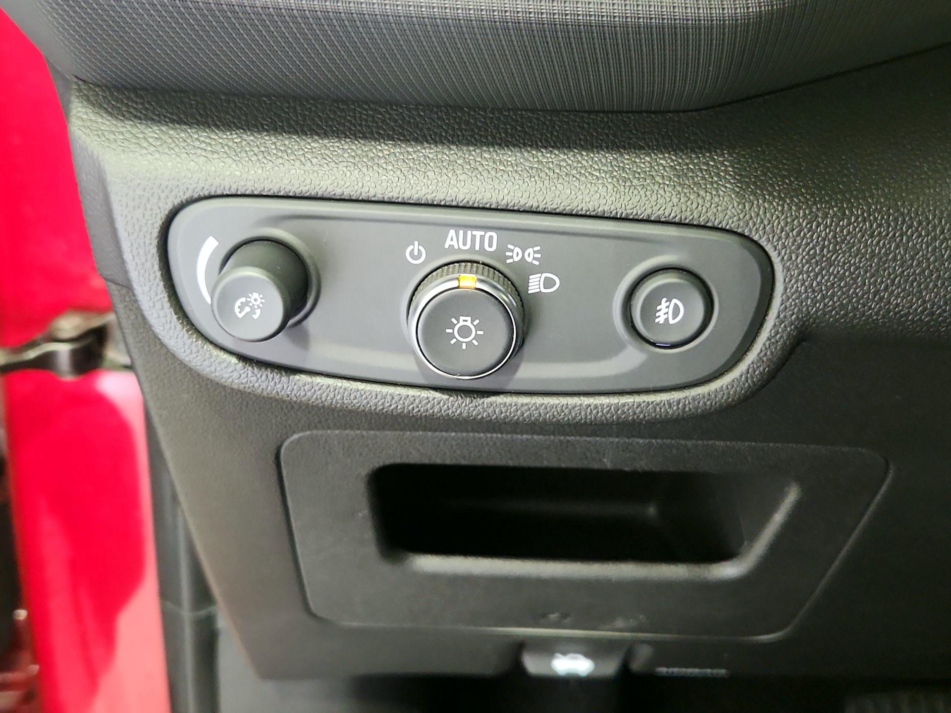 Thumbnail: 2021 Chevrolet TrailBlazer - 13