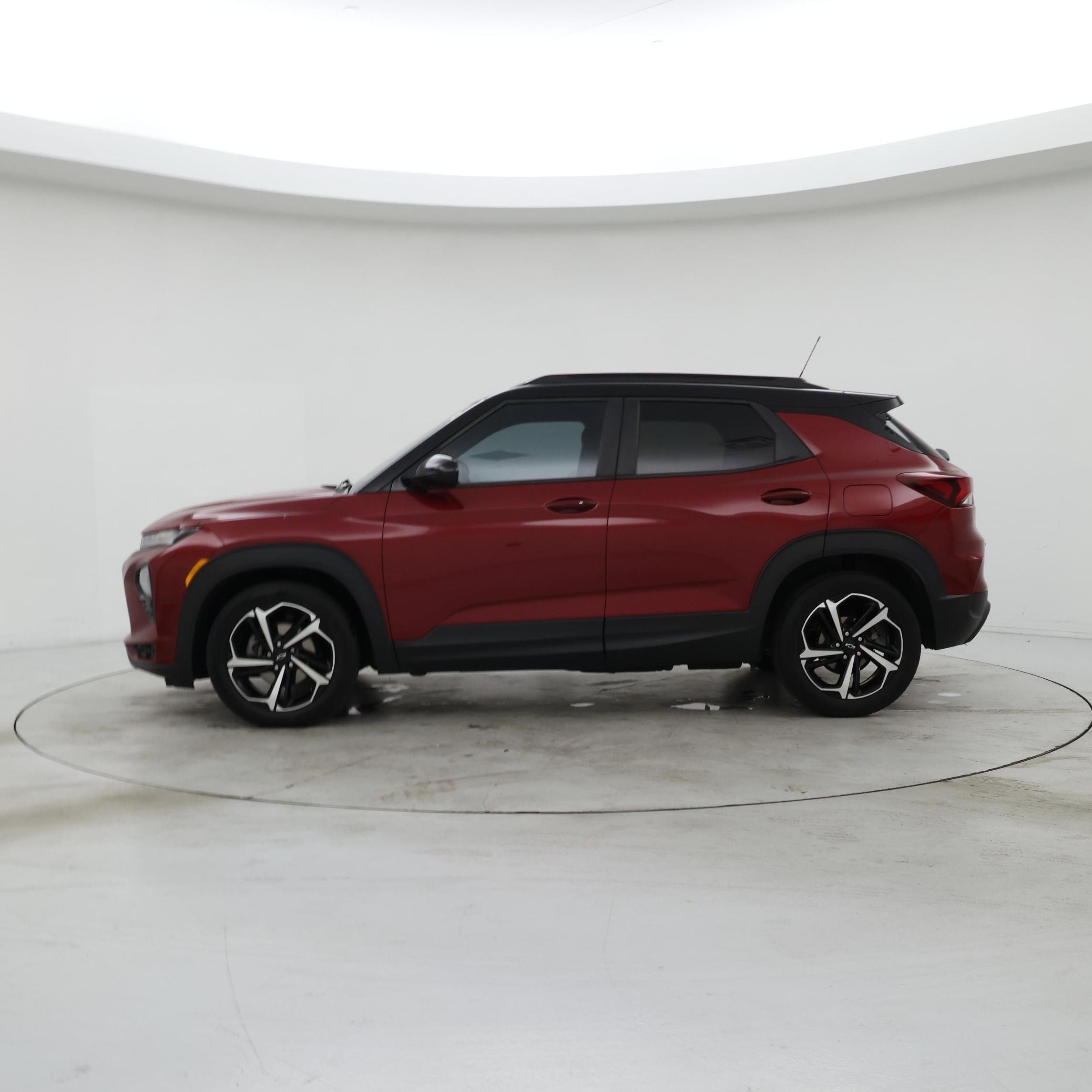 Thumbnail: 2021 Chevrolet TrailBlazer - 3