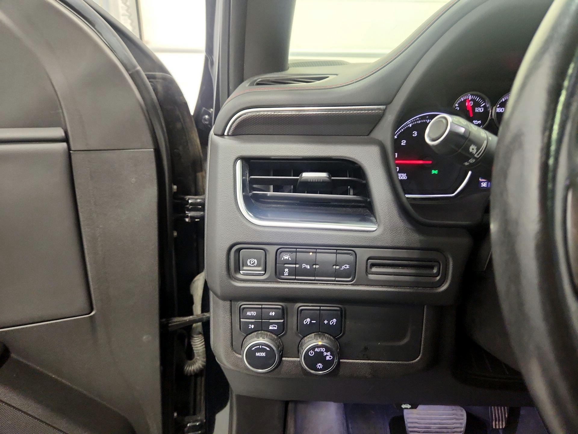 Thumbnail: 2021 Chevrolet Suburban - 13