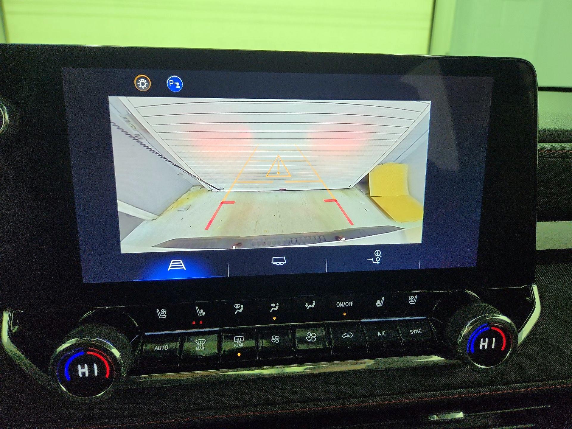 Thumbnail: 2024 Chevrolet Colorado - 15