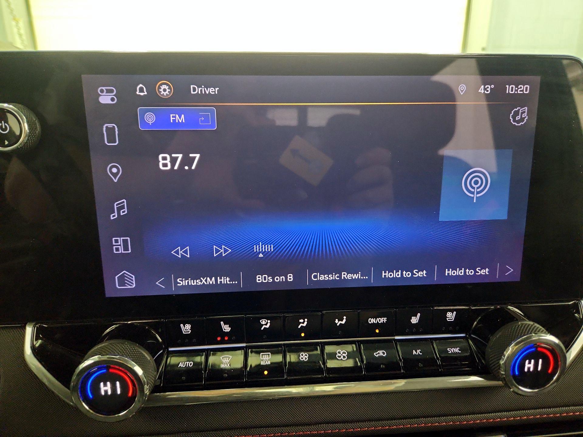 Thumbnail: 2024 Chevrolet Colorado - 16