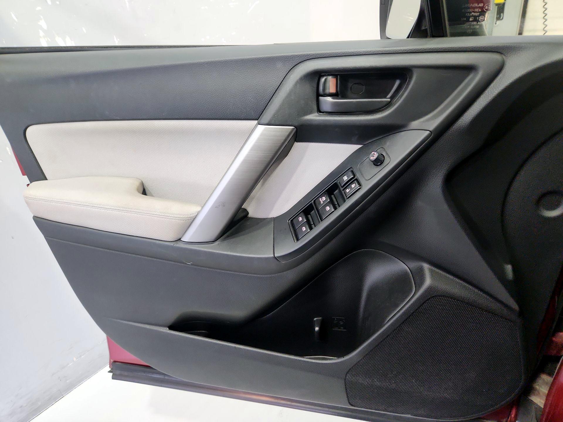 Thumbnail: 2014 Subaru Forester - 12