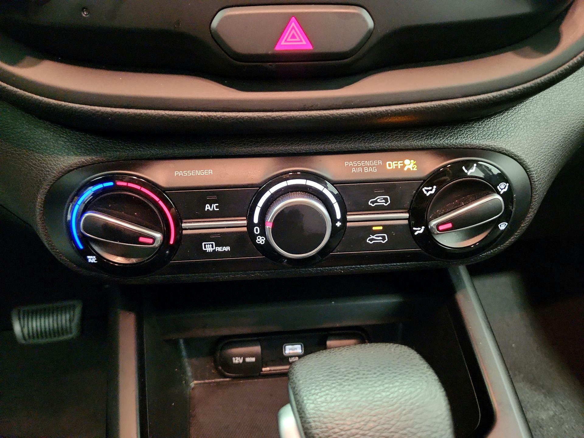 Thumbnail: 2023 Kia Soul - 16