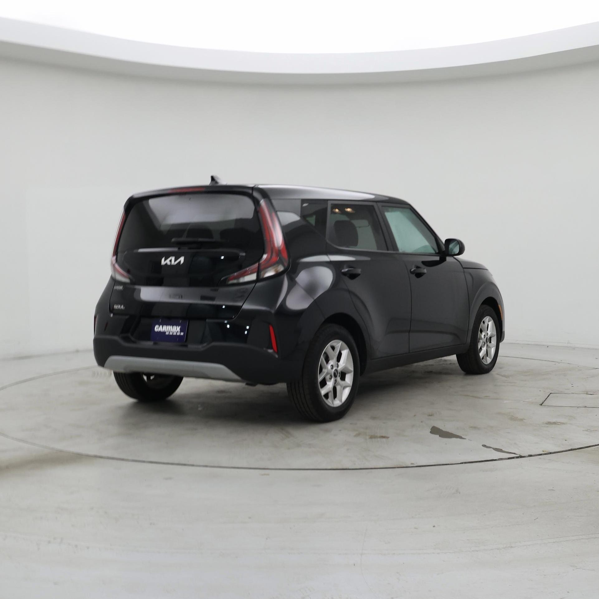 Thumbnail: 2023 Kia Soul - 8