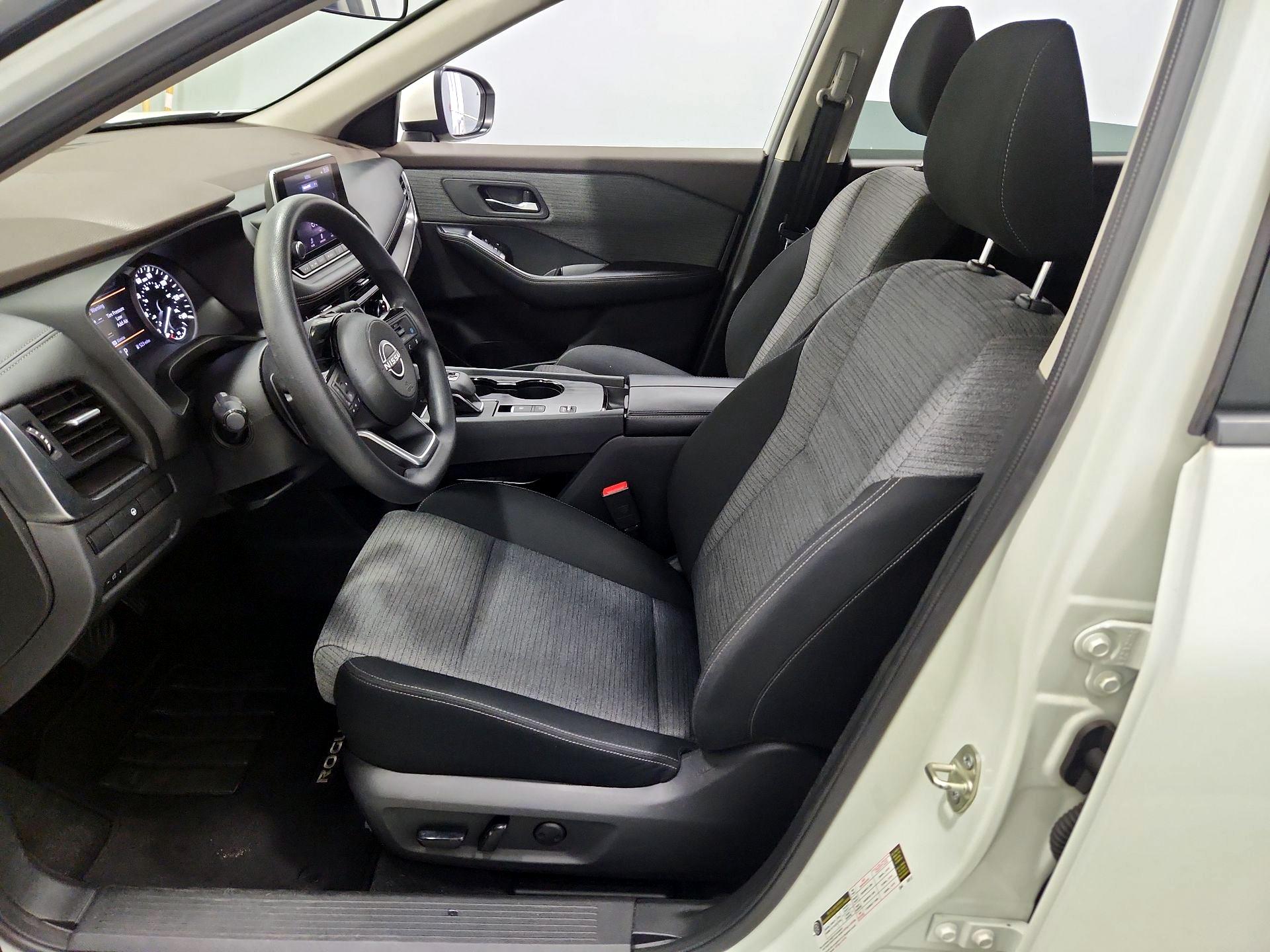 Thumbnail: 2023 Nissan Rogue - 11