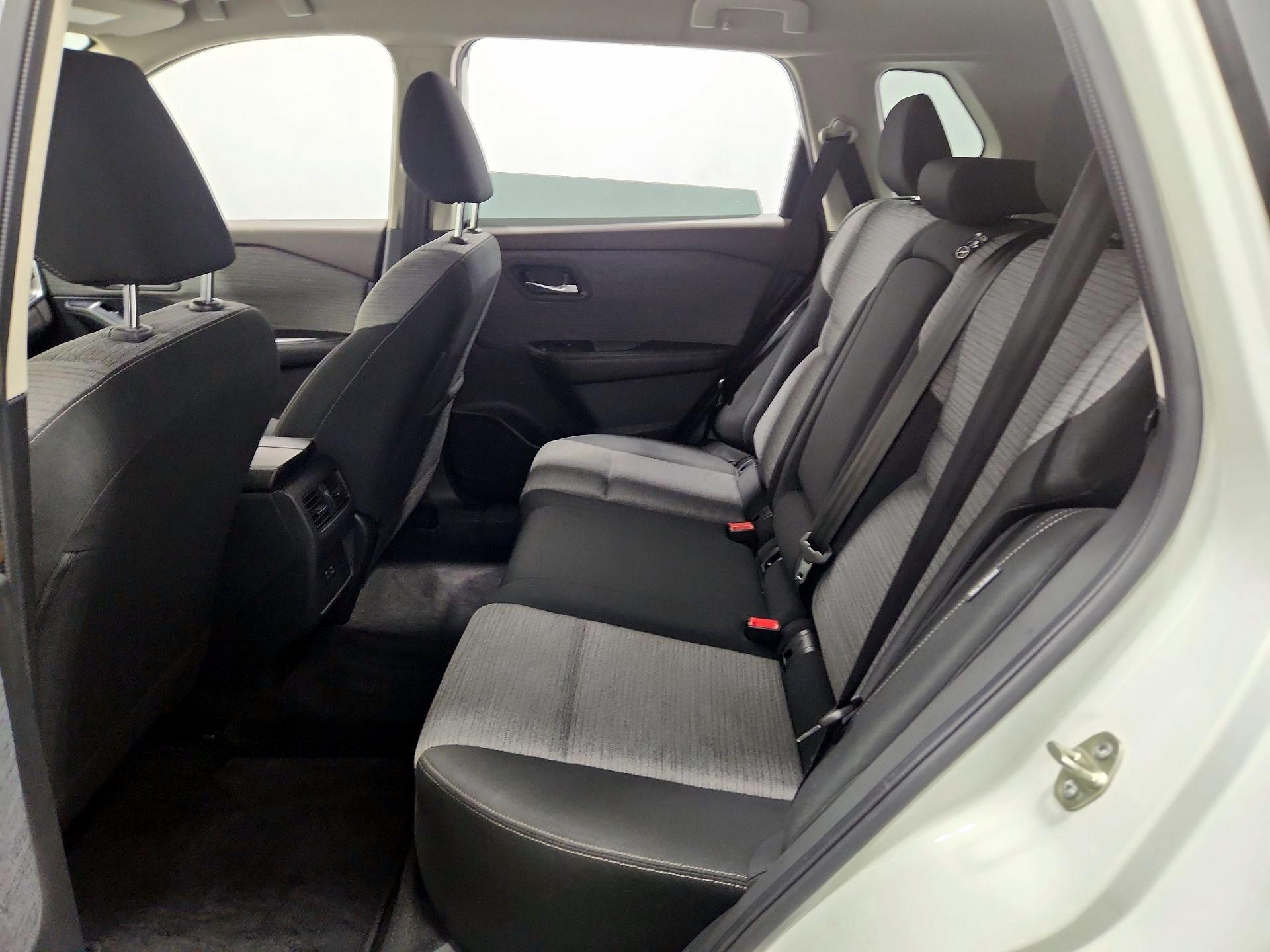 Thumbnail: 2023 Nissan Rogue - 19