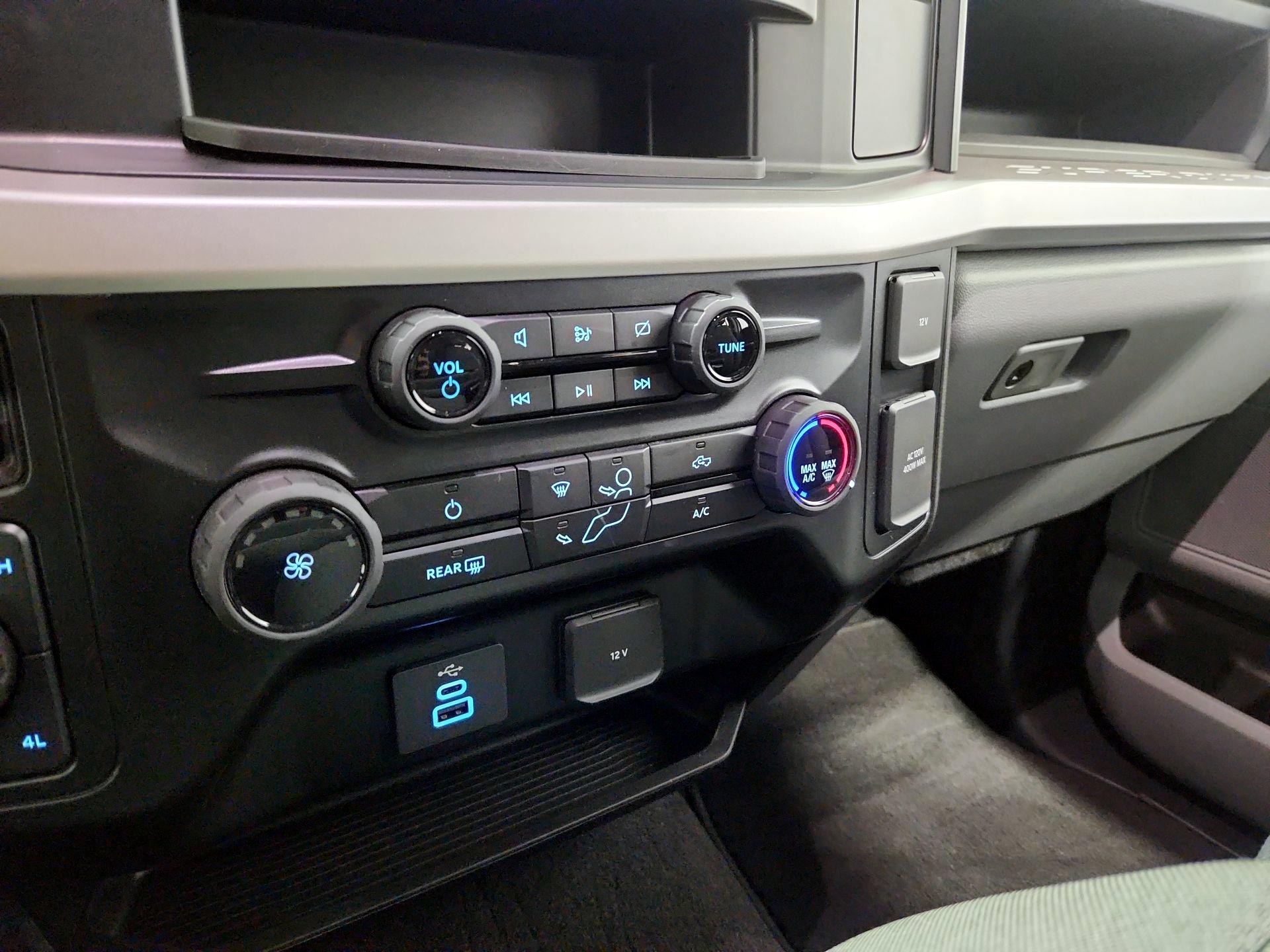 Thumbnail: 2024 Ford F-250 - 16