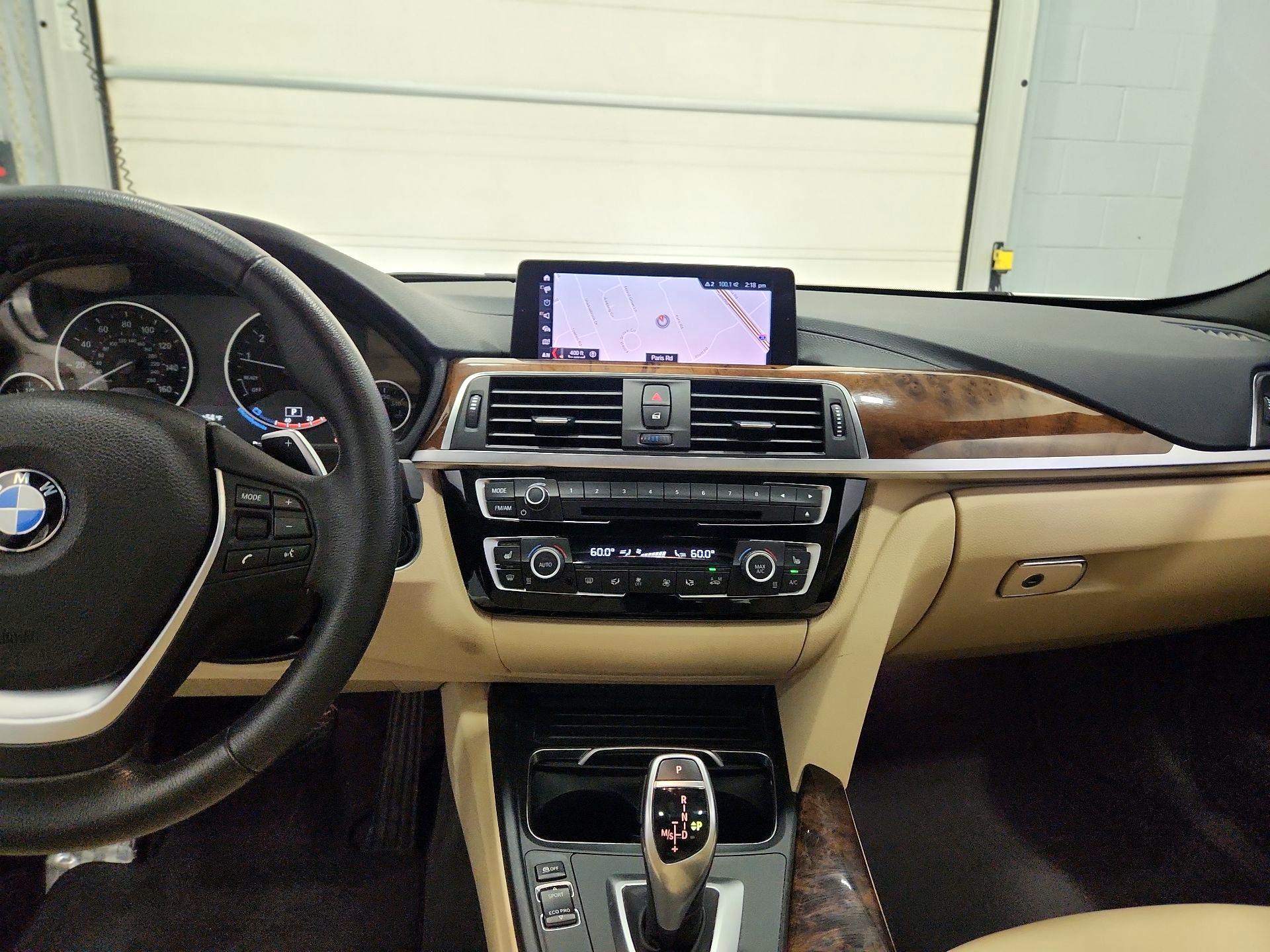 Thumbnail: 2018 BMW 3 Series - 9