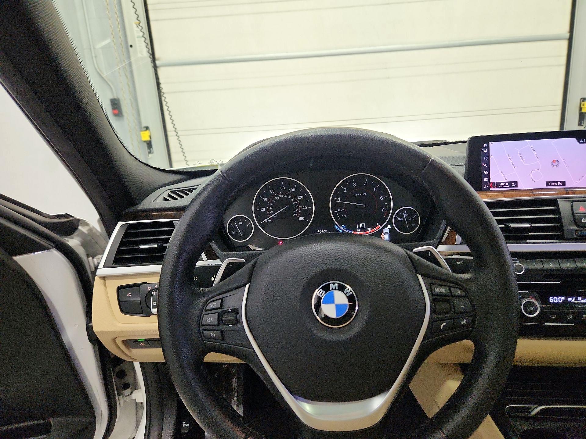 Thumbnail: 2018 BMW 3 Series - 10