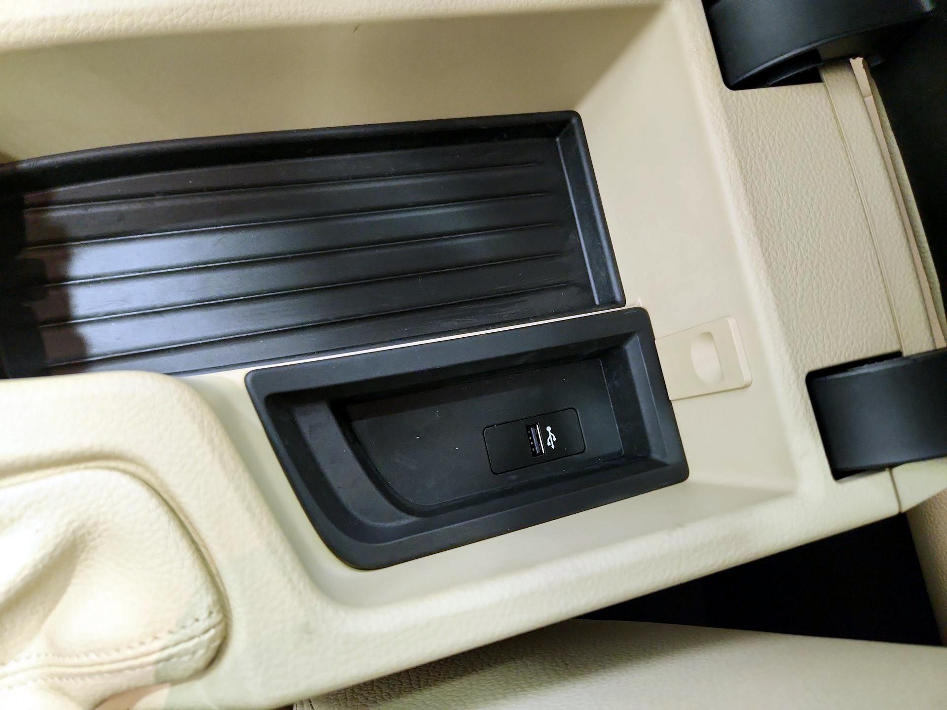 Thumbnail: 2018 BMW 3 Series - 19