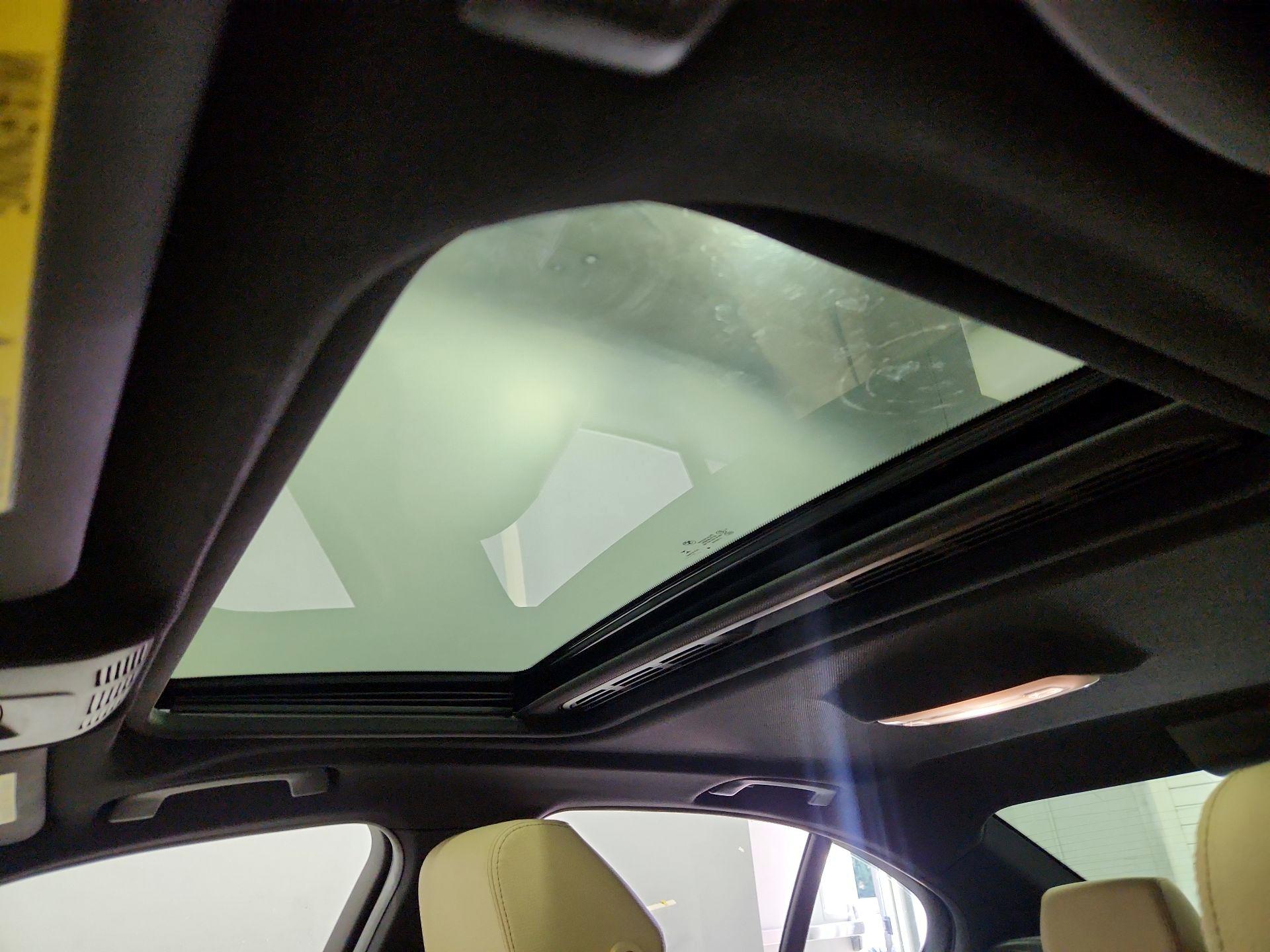 Thumbnail: 2018 BMW 3 Series - 20