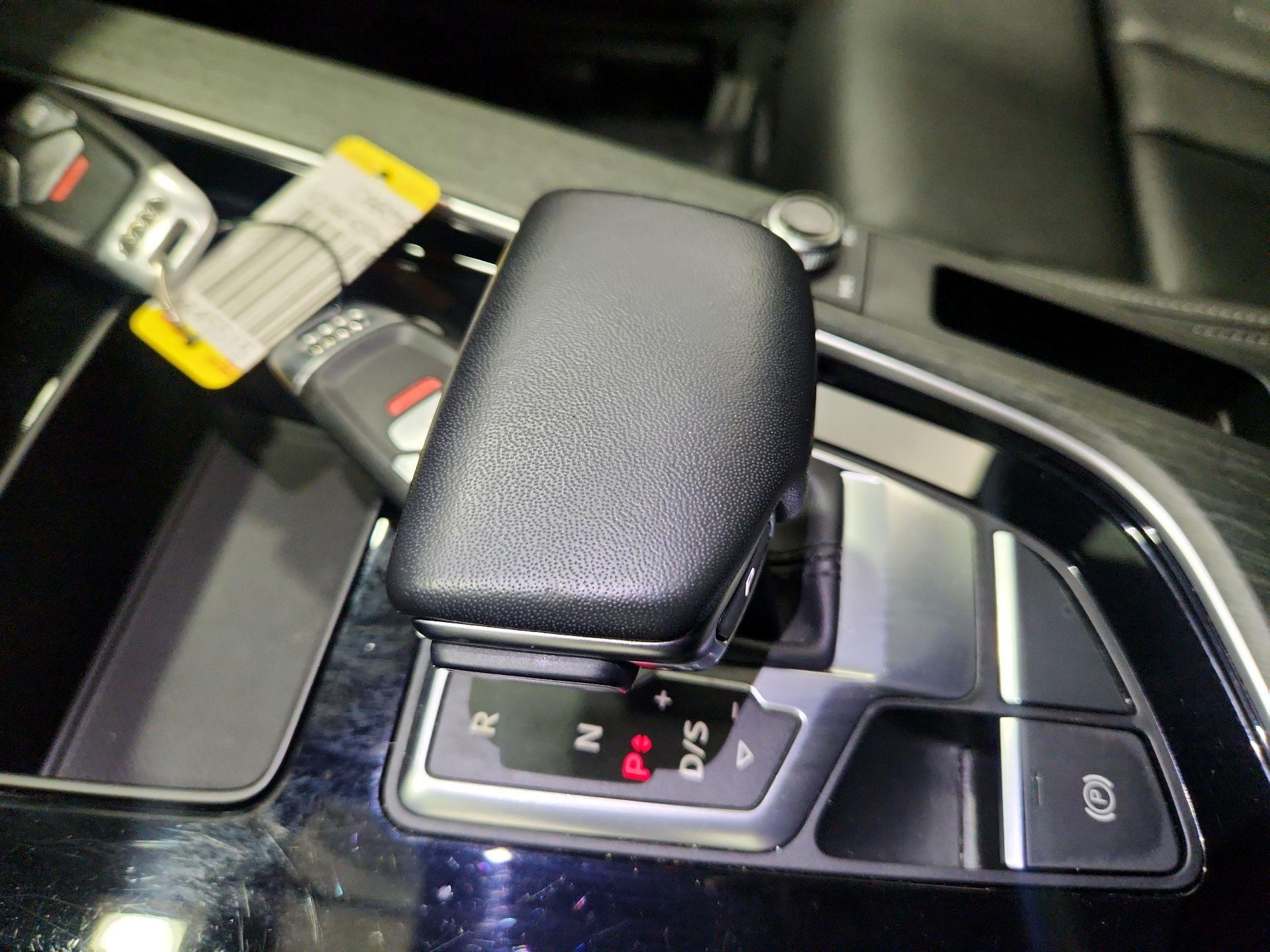 Thumbnail: 2023 Audi A4 - 17