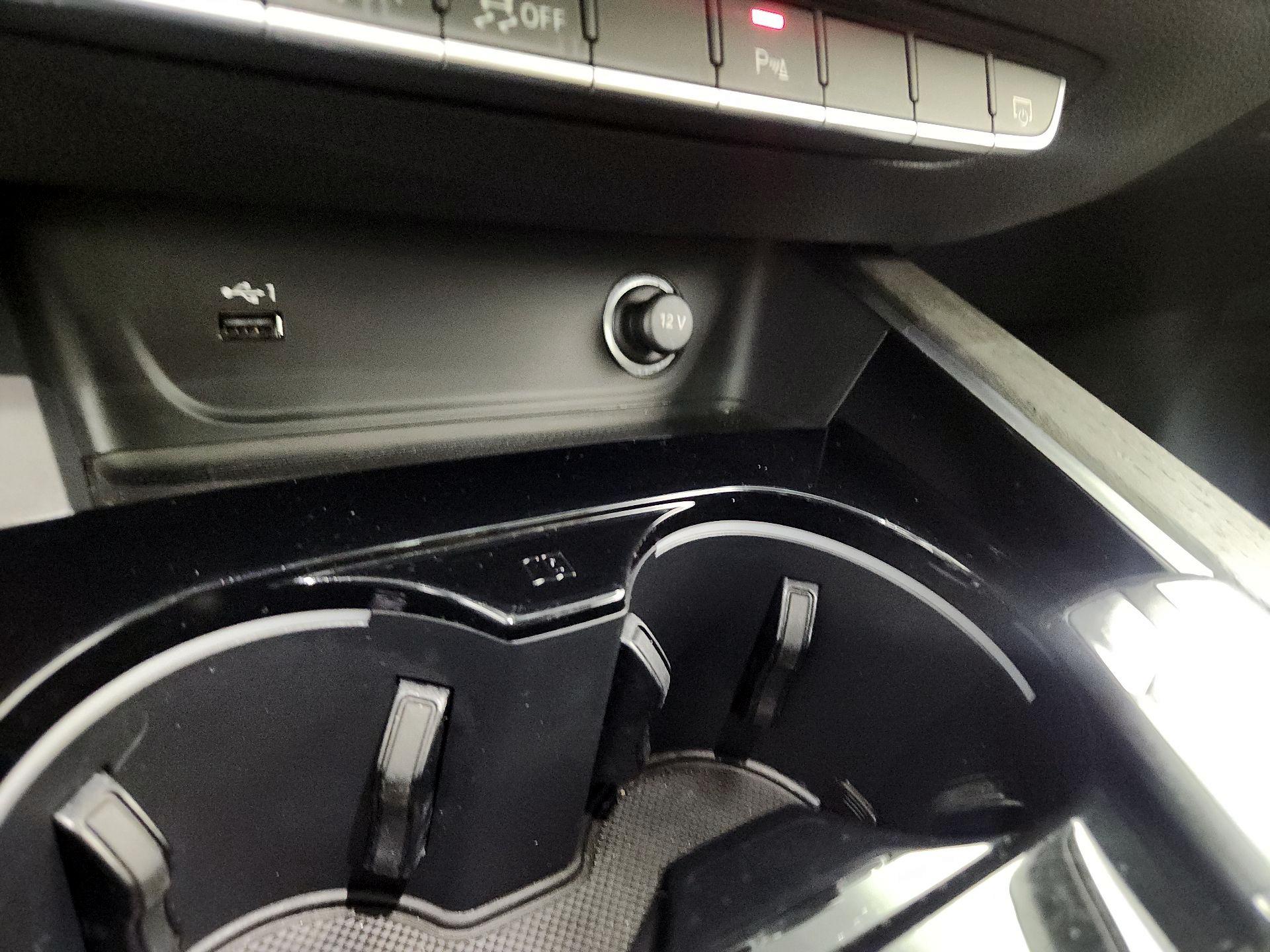 Thumbnail: 2023 Audi A4 - 18