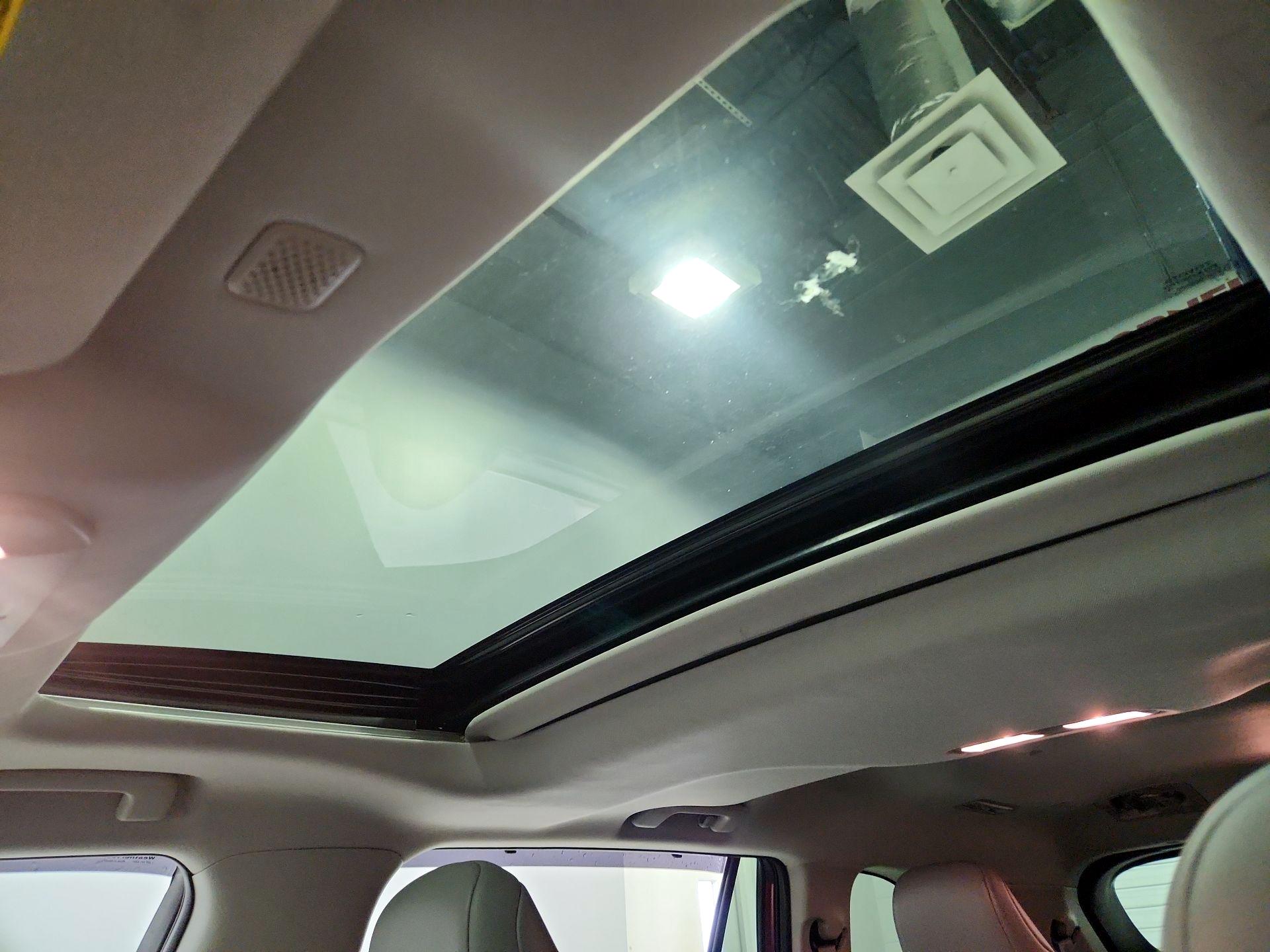 Thumbnail: 2022 Toyota Highlander - 19