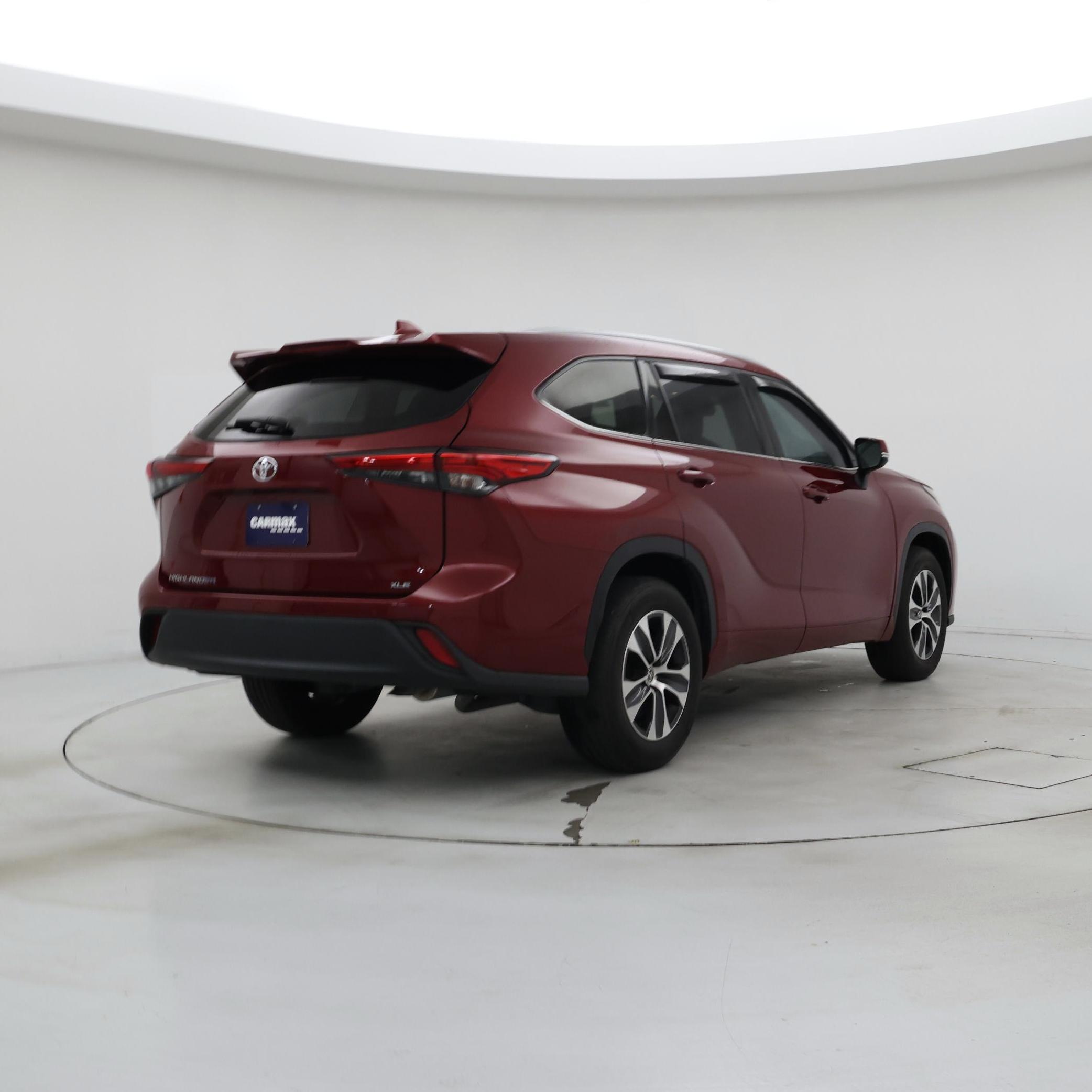 Thumbnail: 2022 Toyota Highlander - 8