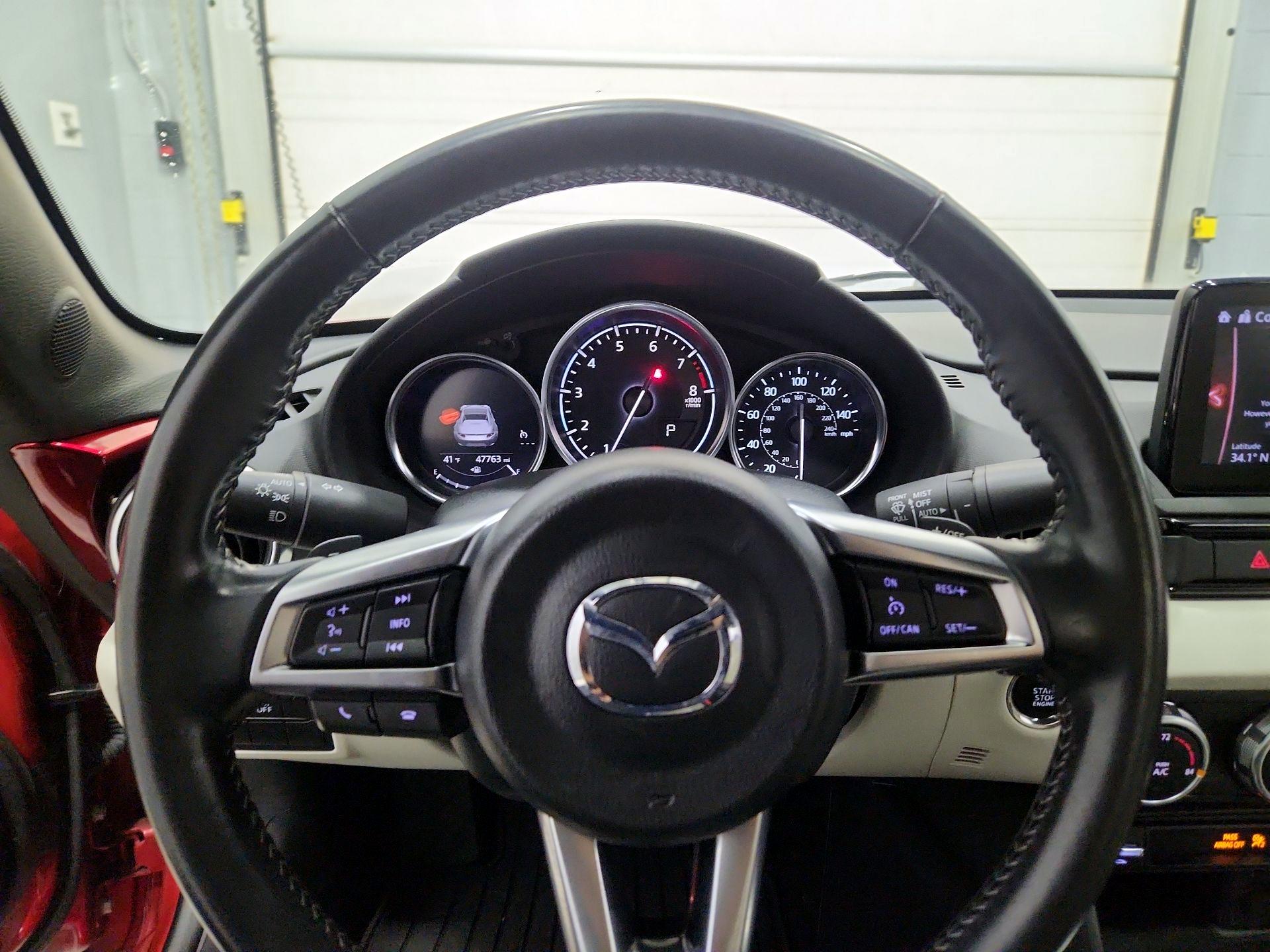 Thumbnail: 2021 Mazda MX-5 Miata - 10