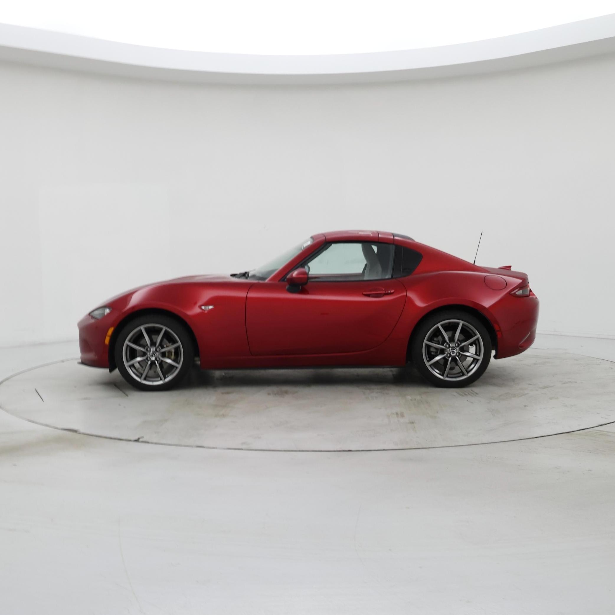 Thumbnail: 2021 Mazda MX-5 Miata - 3