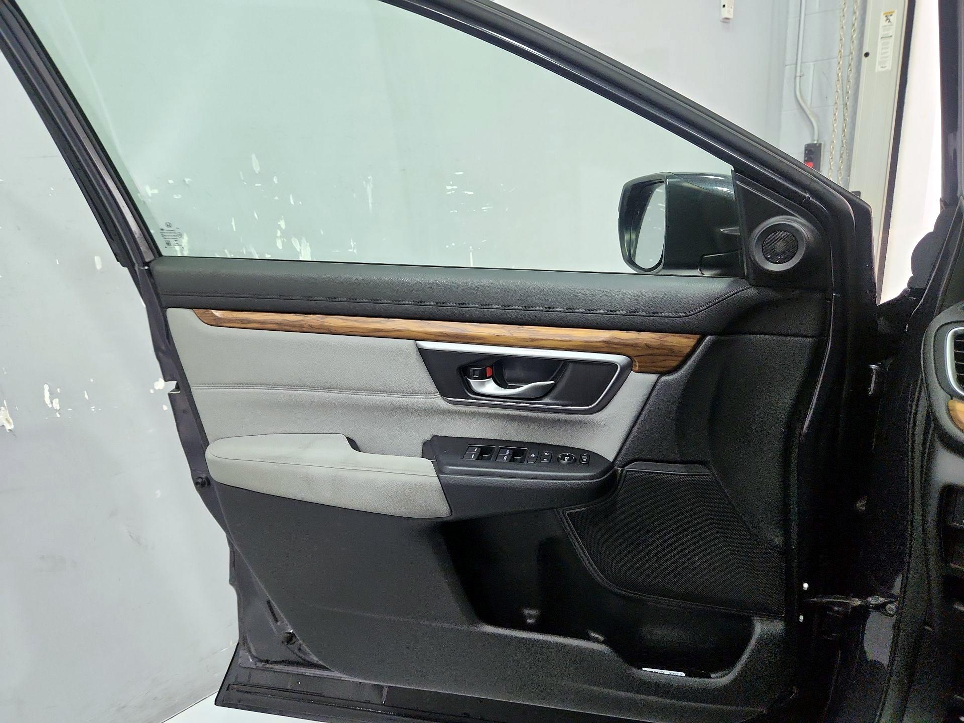 Thumbnail: 2017 Honda CR-V - 12