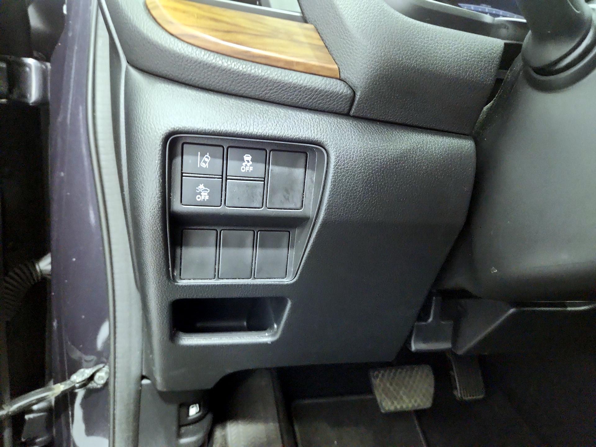 Thumbnail: 2017 Honda CR-V - 13