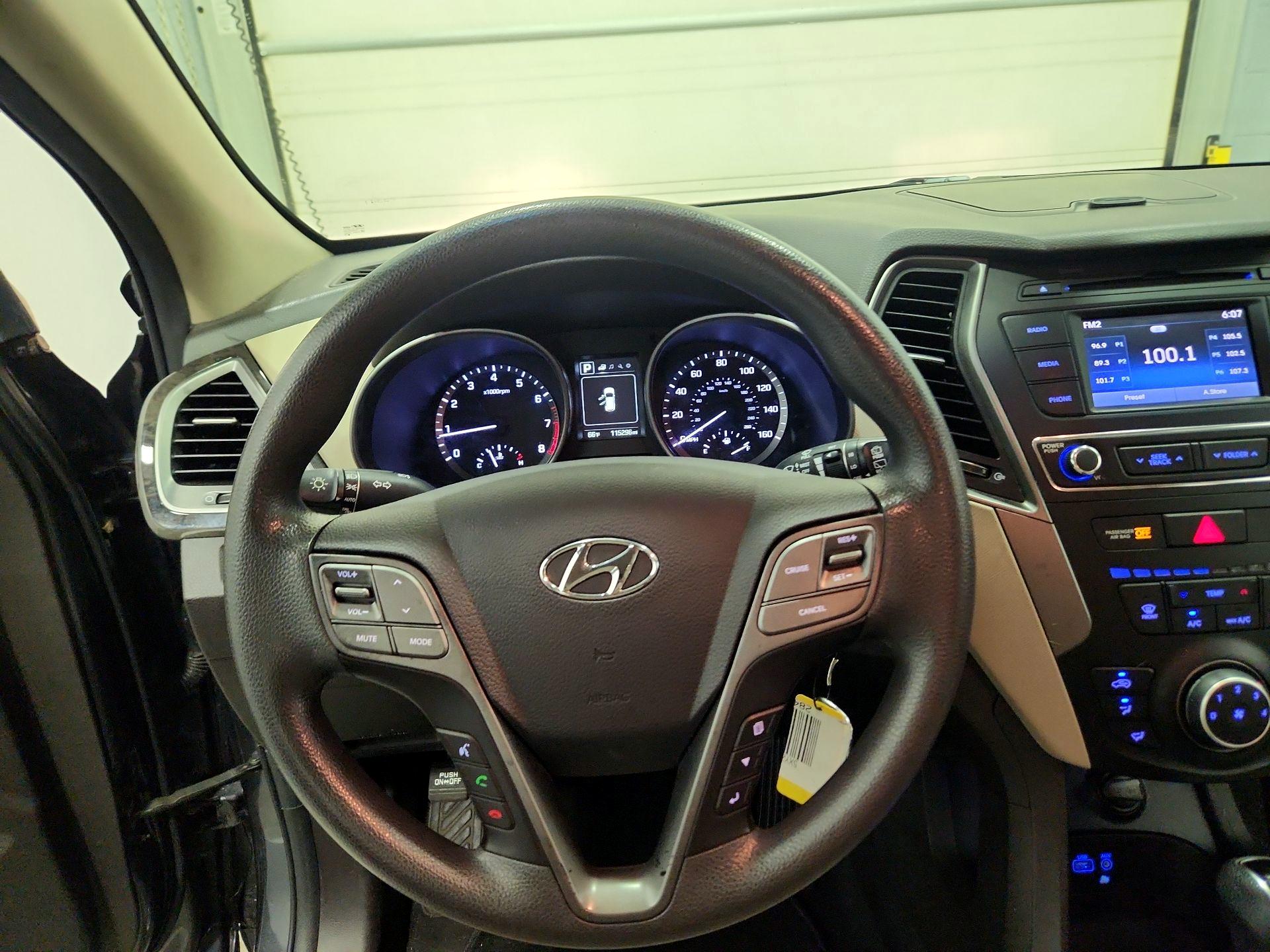 Thumbnail: 2018 Hyundai Santa Fe - 10