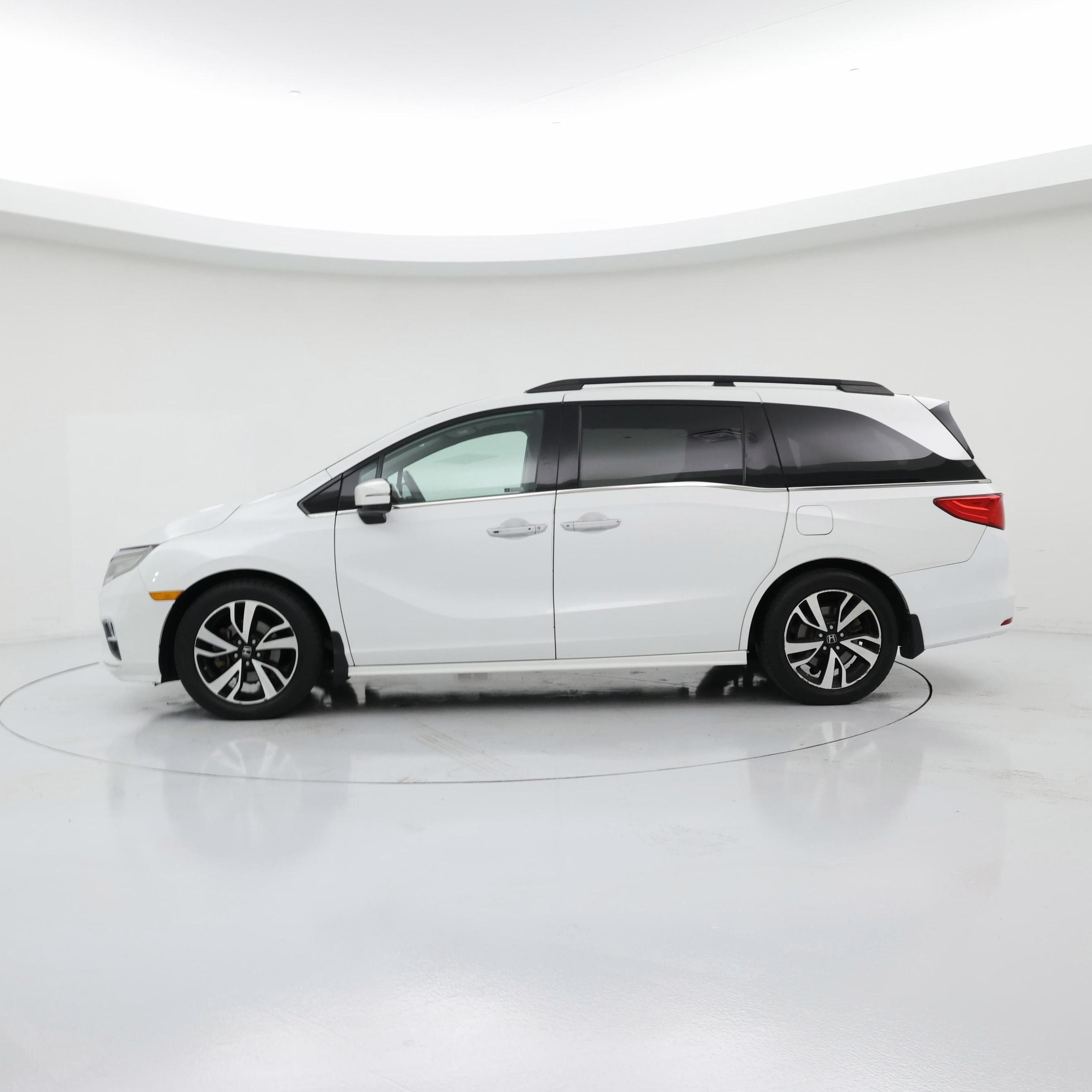 Thumbnail: 2020 Honda Odyssey - 3