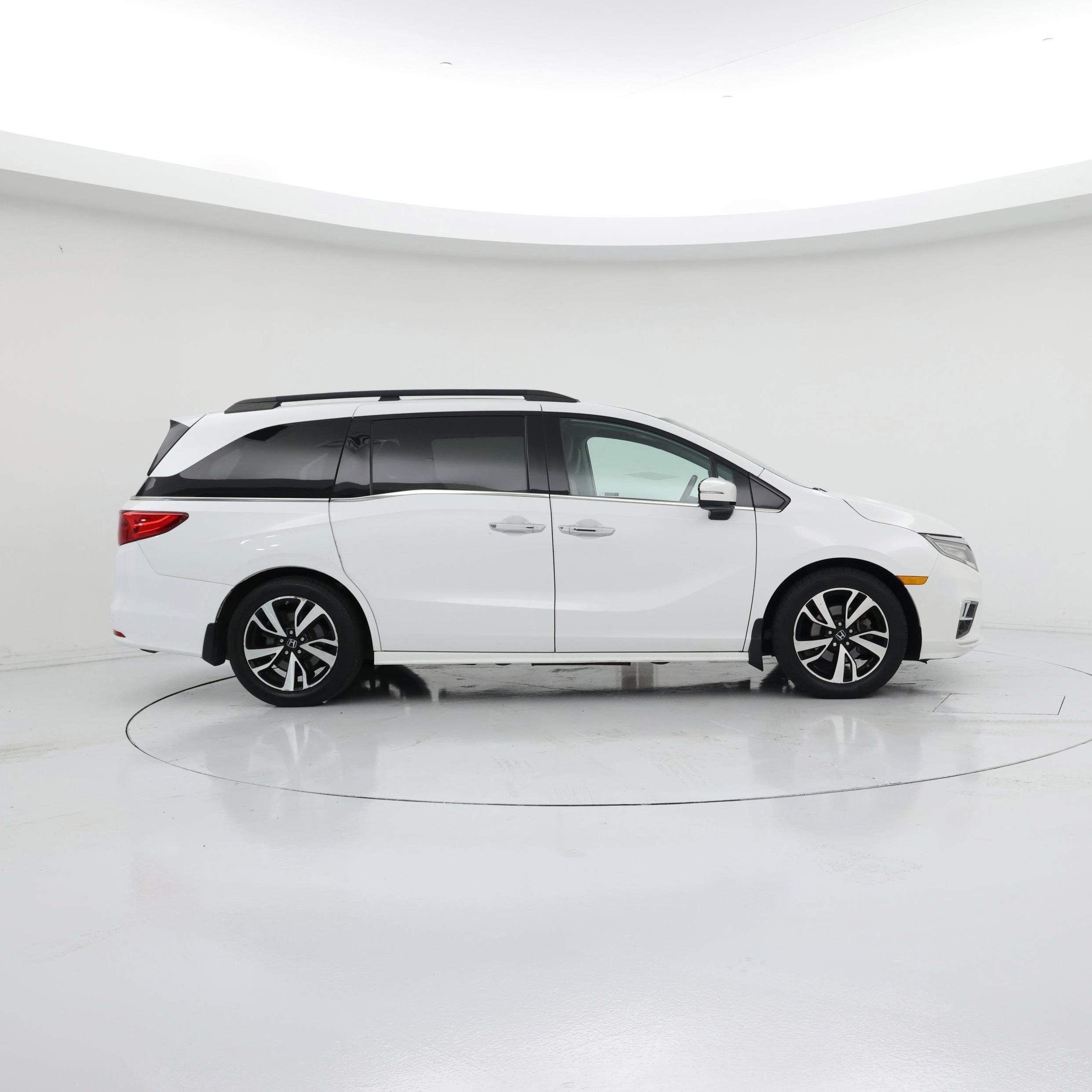 Thumbnail: 2020 Honda Odyssey - 7